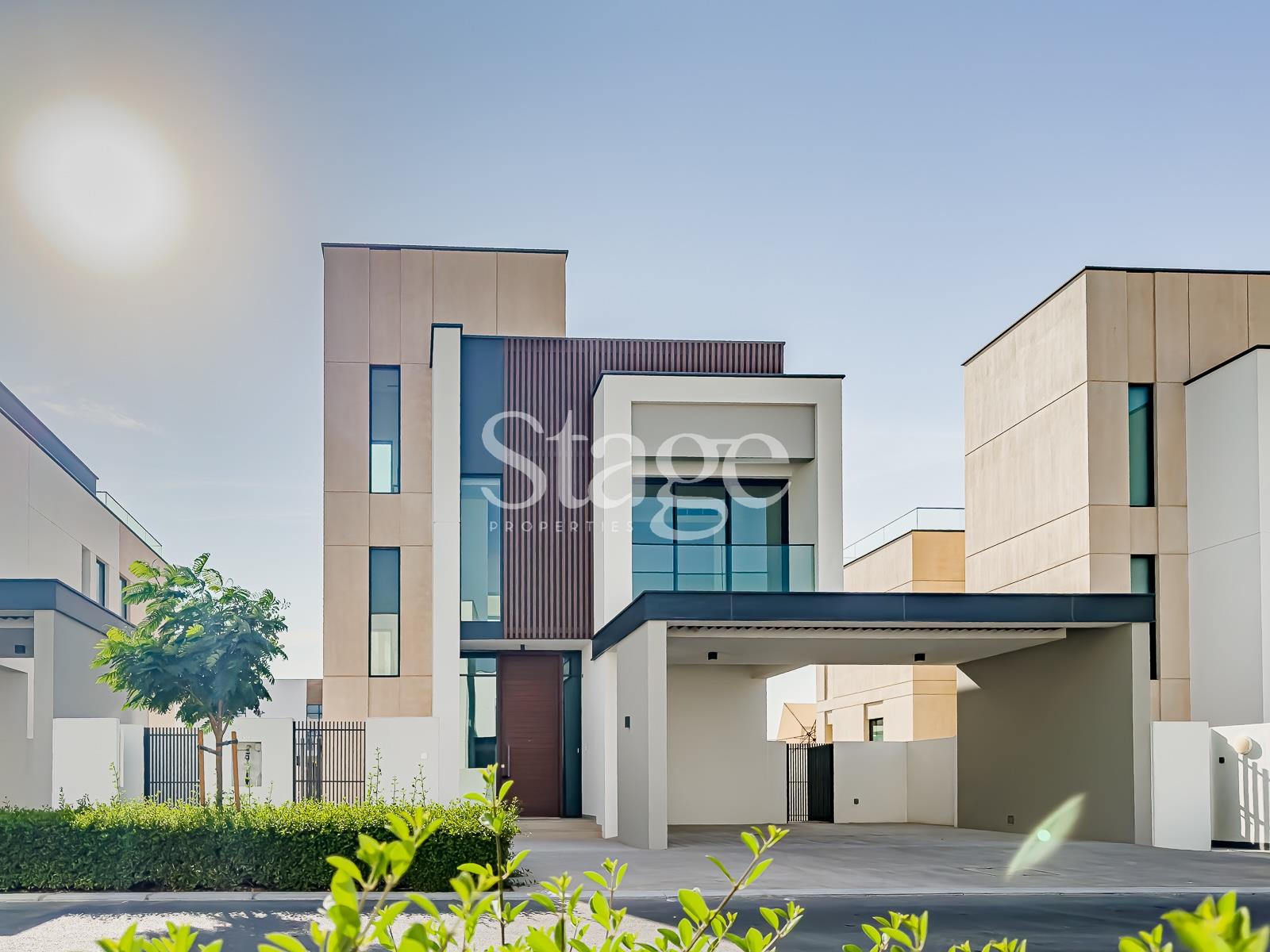 SINGLE ROW | Vacant | Close to Amenities