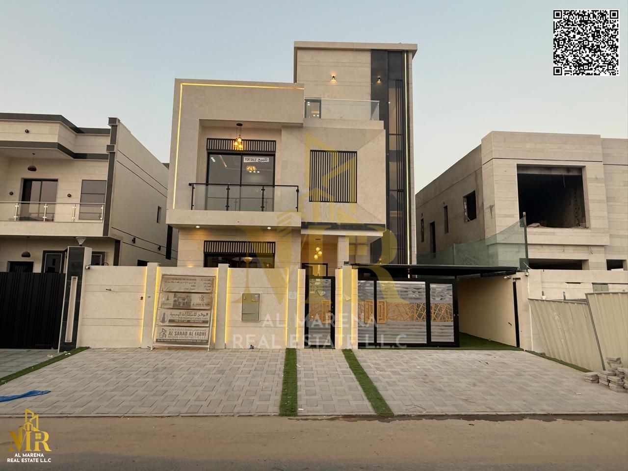 Modern villa, 2 floors + roof, 6 master bedrooms, majlis & living room with large roof, all-inclusive price. Perfect for living or investment.