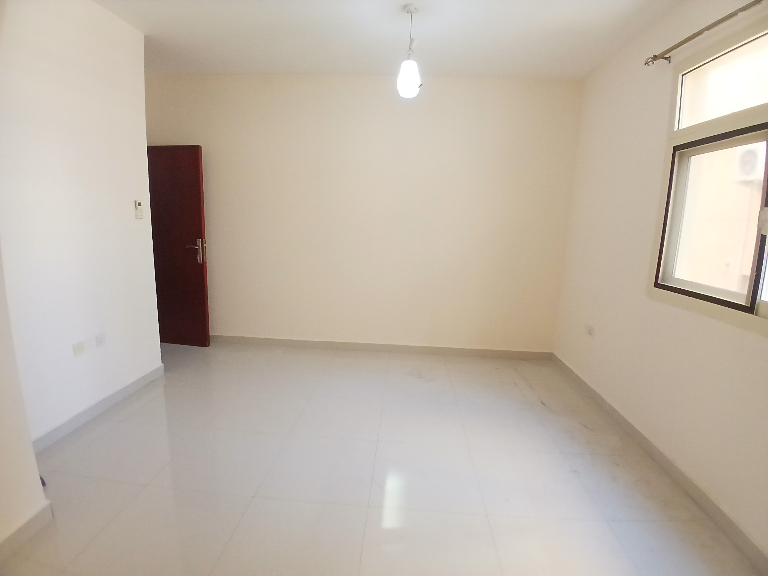 Lavish 1bhk fully family Building Near to Channai restaurant just rent 32k