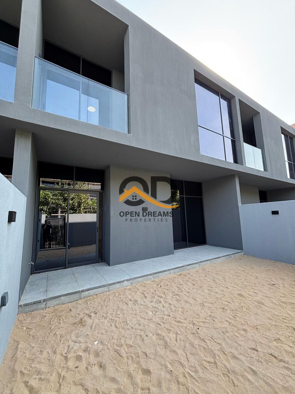 4BHK Townhouse available for Sale in Robinia, Masaar