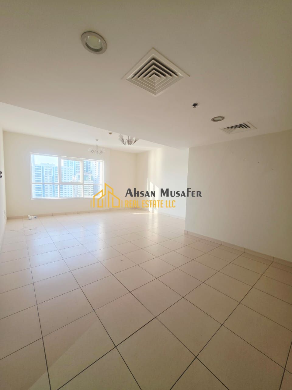 Seeview Flat+One Free parking • Free gym, pool free • Central AC • Open view • Near Al Khan Corniche Area• Easy access to Dubai