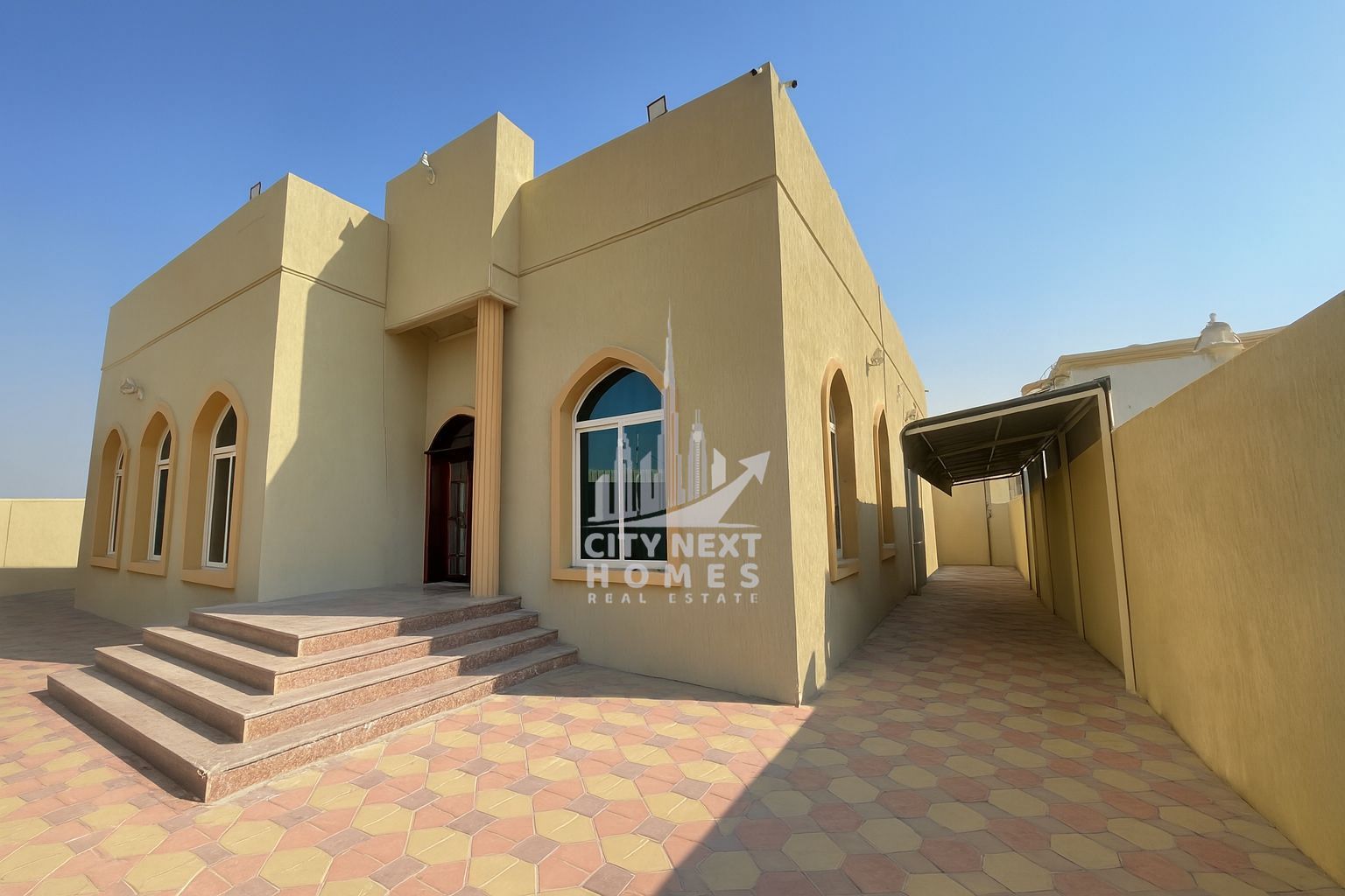 Single Story / 4Bedroom / Hall / Maid