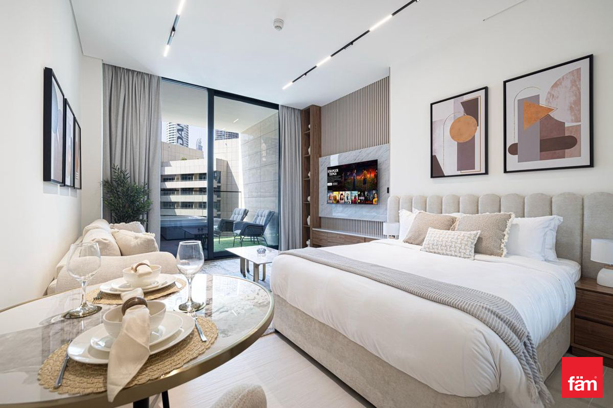 Investor Deal Premium Studio | High End Interiors