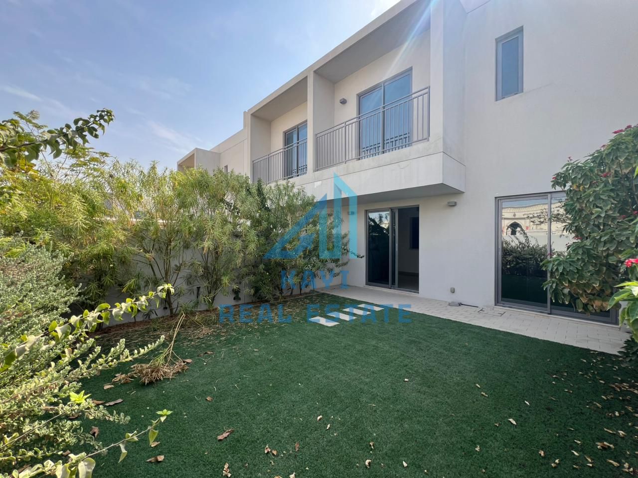 Elegant 3-Bedroom Townhouse | Ready TO Move