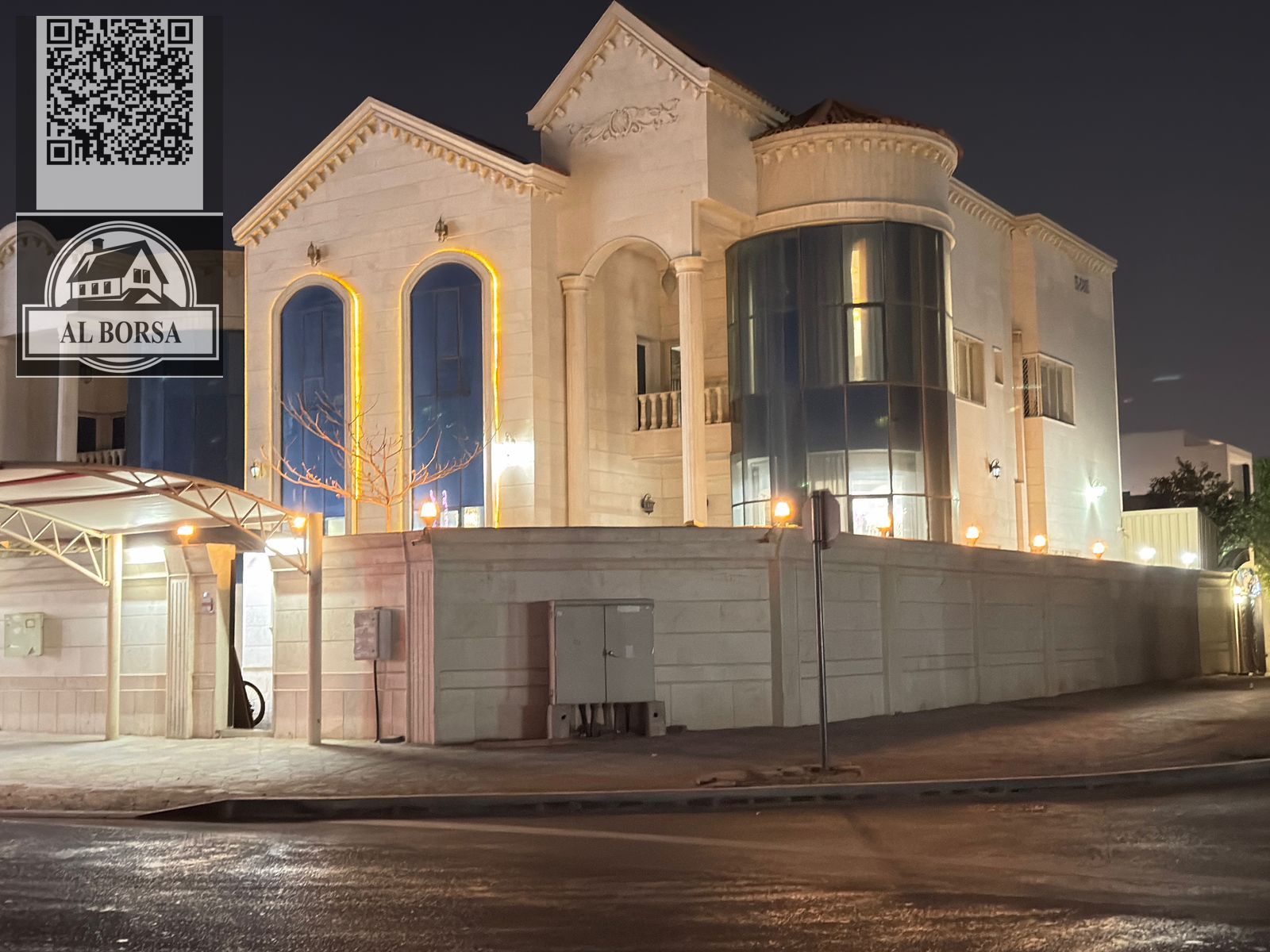 Villa for rent in Al Muwaihat, on a main street, near a corner mosque. 5 rooms, majlis, 2 halls.