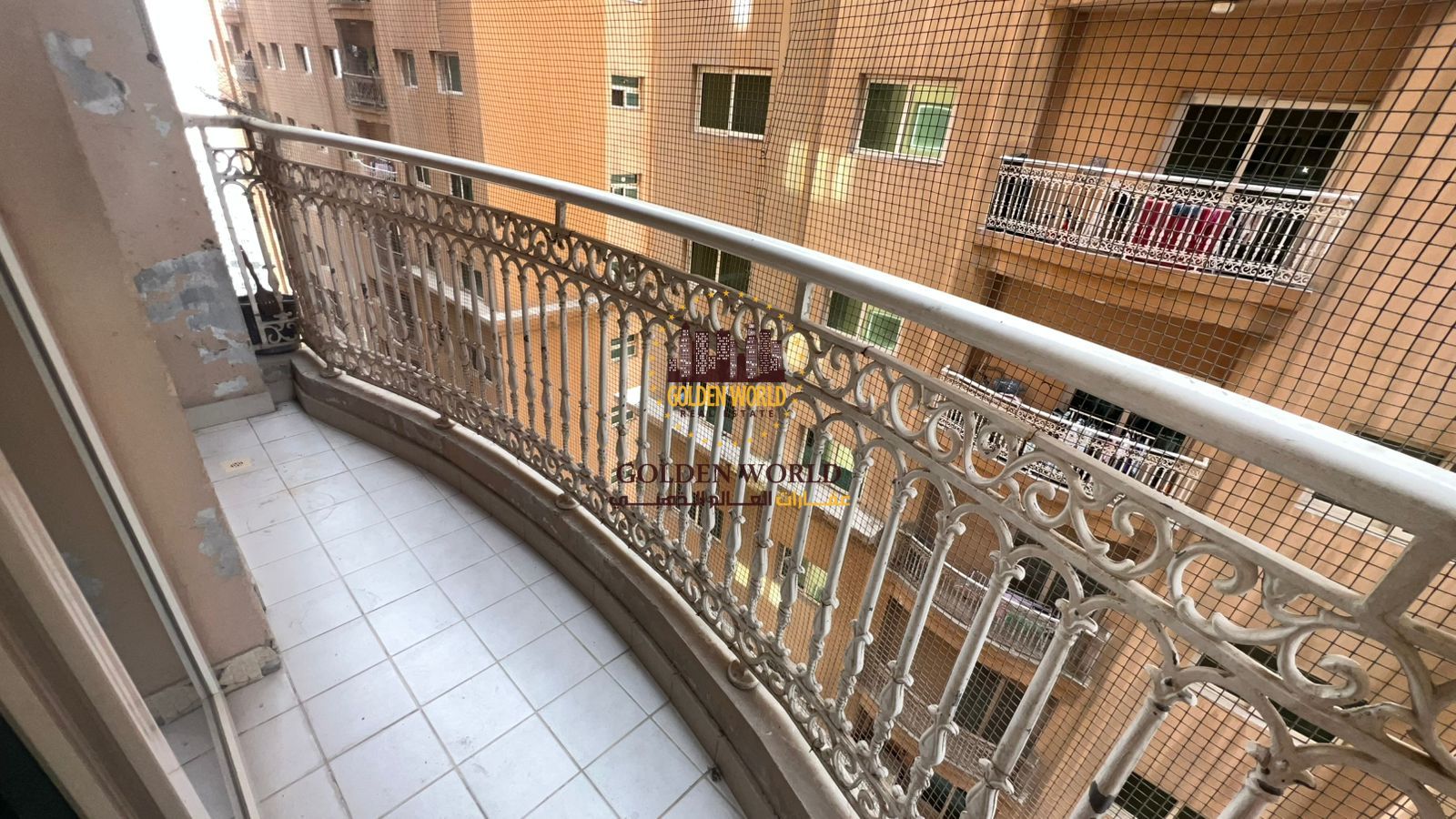 2BR apartment with living room in Al Nahda Sharjah, balcony with closed view, built-in wardrobes, 2 baths, master room, parking AED 2,000. Rent AED 48