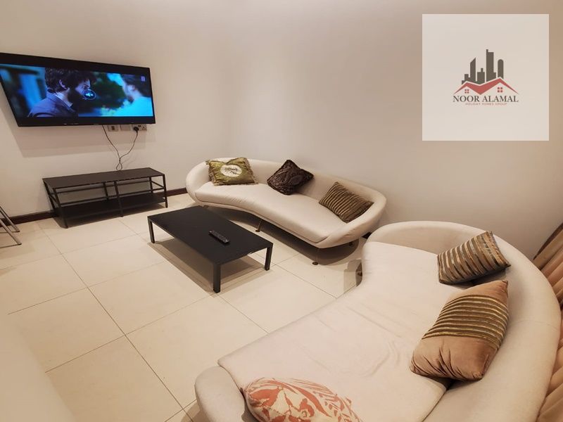 Sharjah, Al Rifaa, Al Heera Beach, new compound, one bedroom, living room, kitchen, bathroom, and balcony. Super deluxe finishing. Price: 5000 AED inc