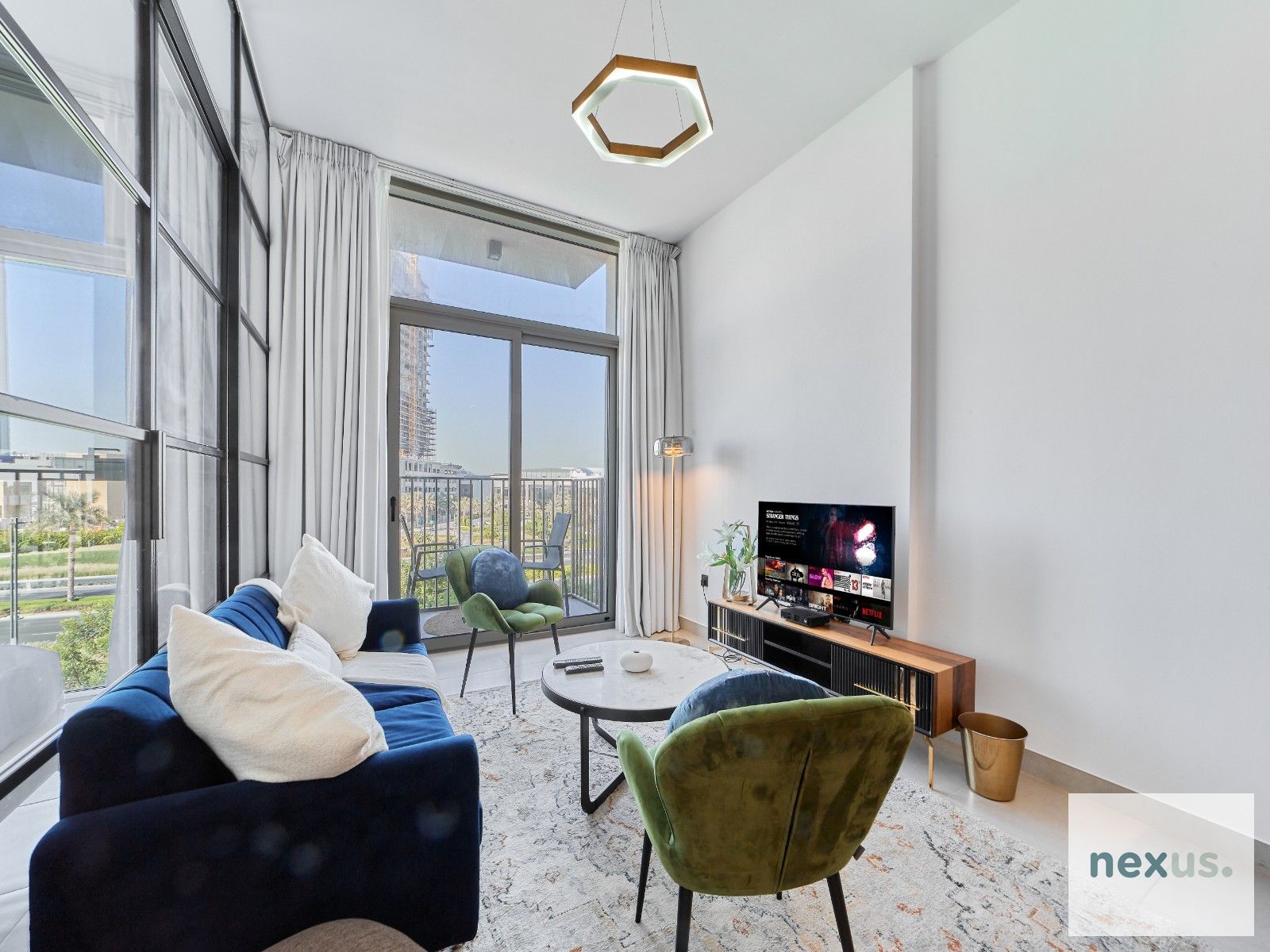 Stylish 2 BR Unit, Near Mall, All Bills Inc