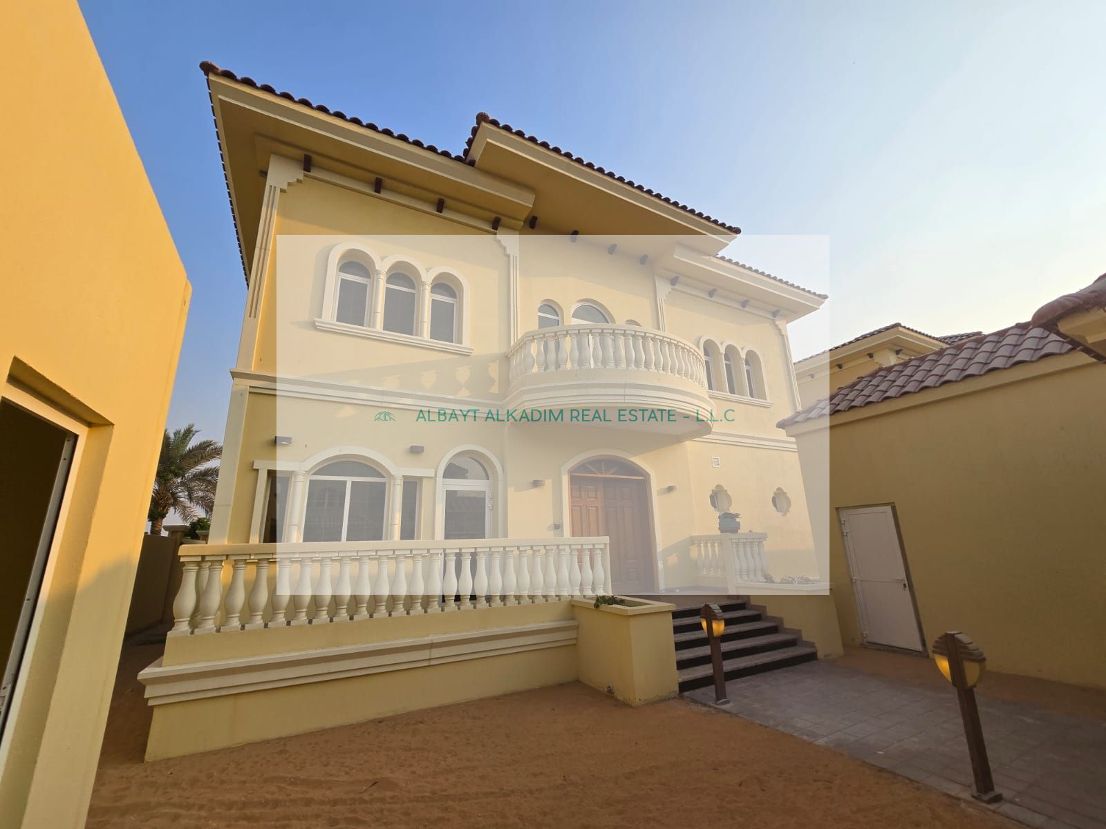 Luxury villa for rent in Bani Yas city