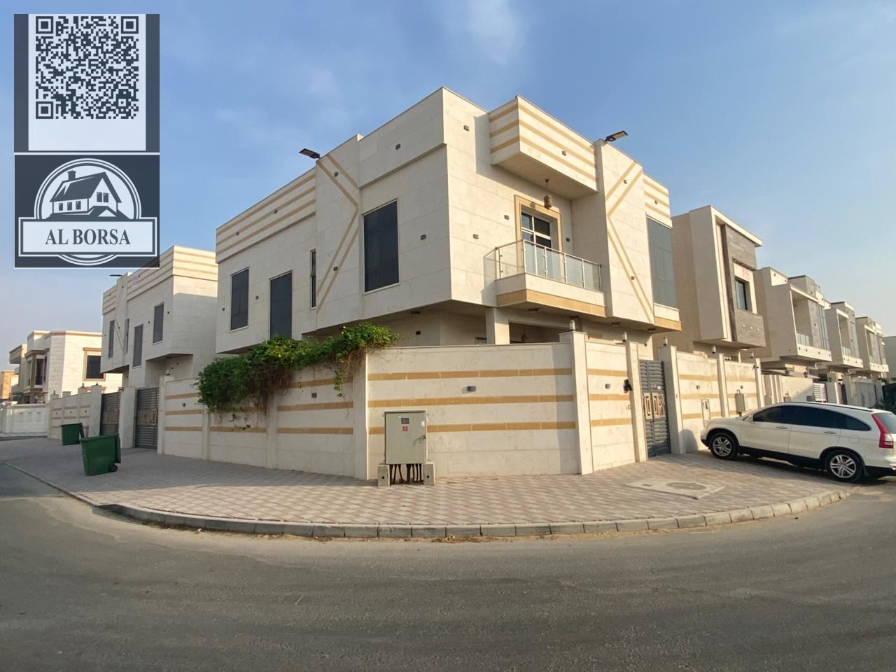 Villa for rent in Al Yasmin, 5 master bedrooms, living room and majlis with kitchen and maid's room
