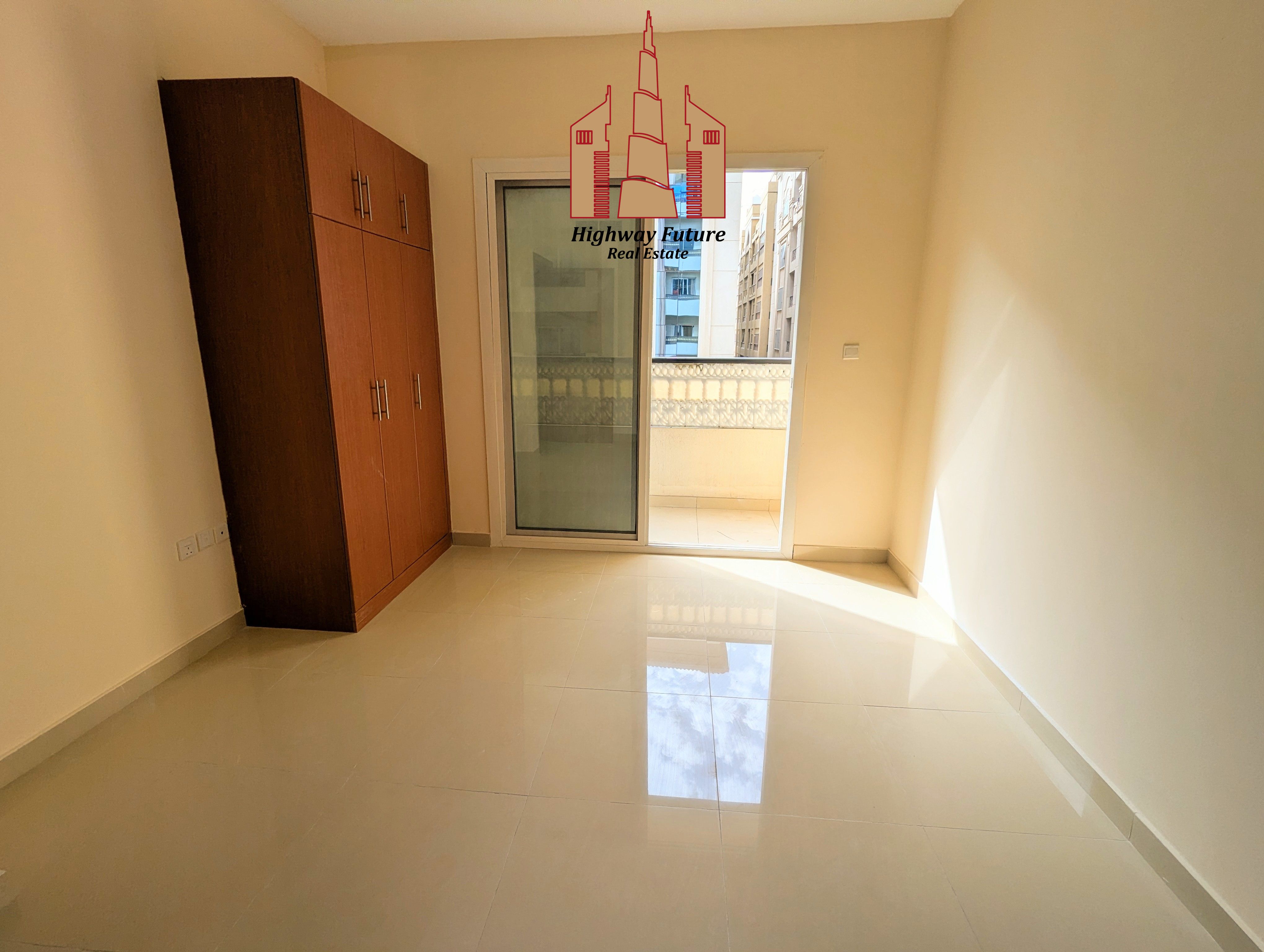 Charming 3bhk 70000AED | BIG HALL, BALCONY VIEW, WARDROBES, PARKING | New Muwailah