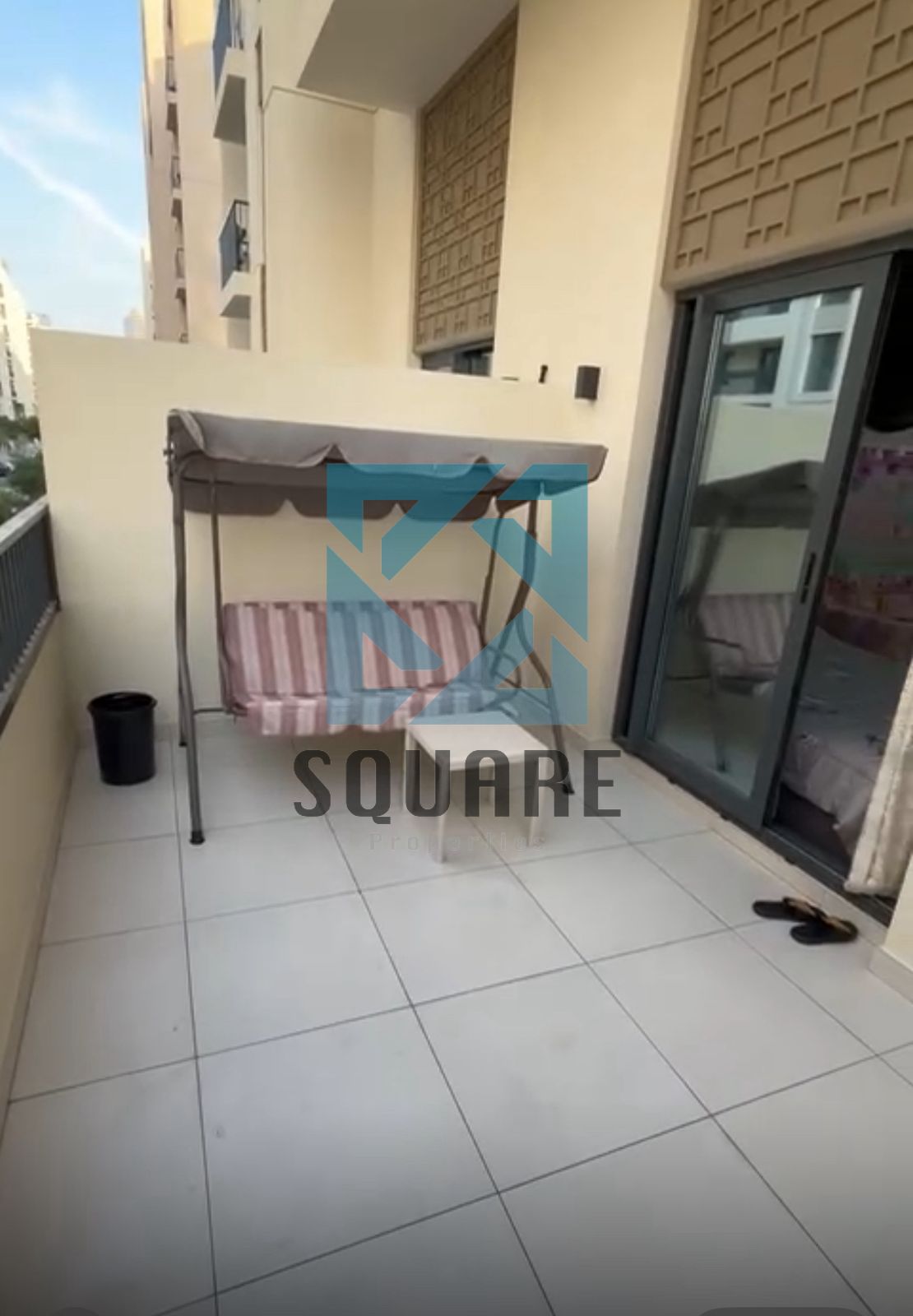 LUXURY STUDIO -- Partial Sea View - WITH TERRACE