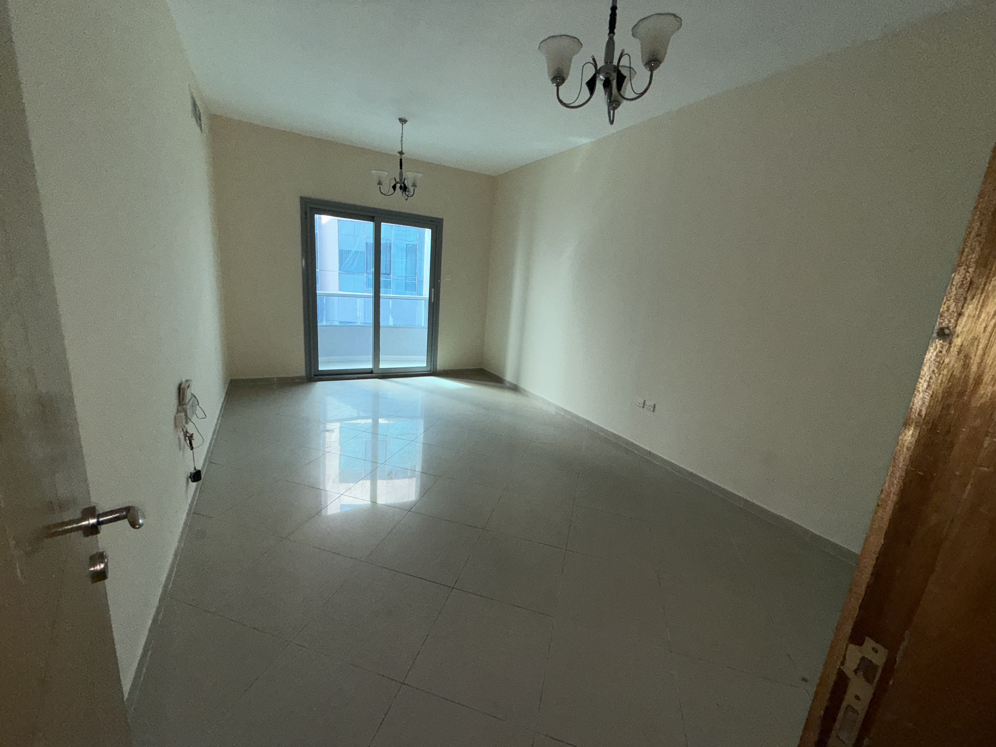 DUBAI ACCES PRIME LOCATION FOR FAMILY ONLY 1BHK