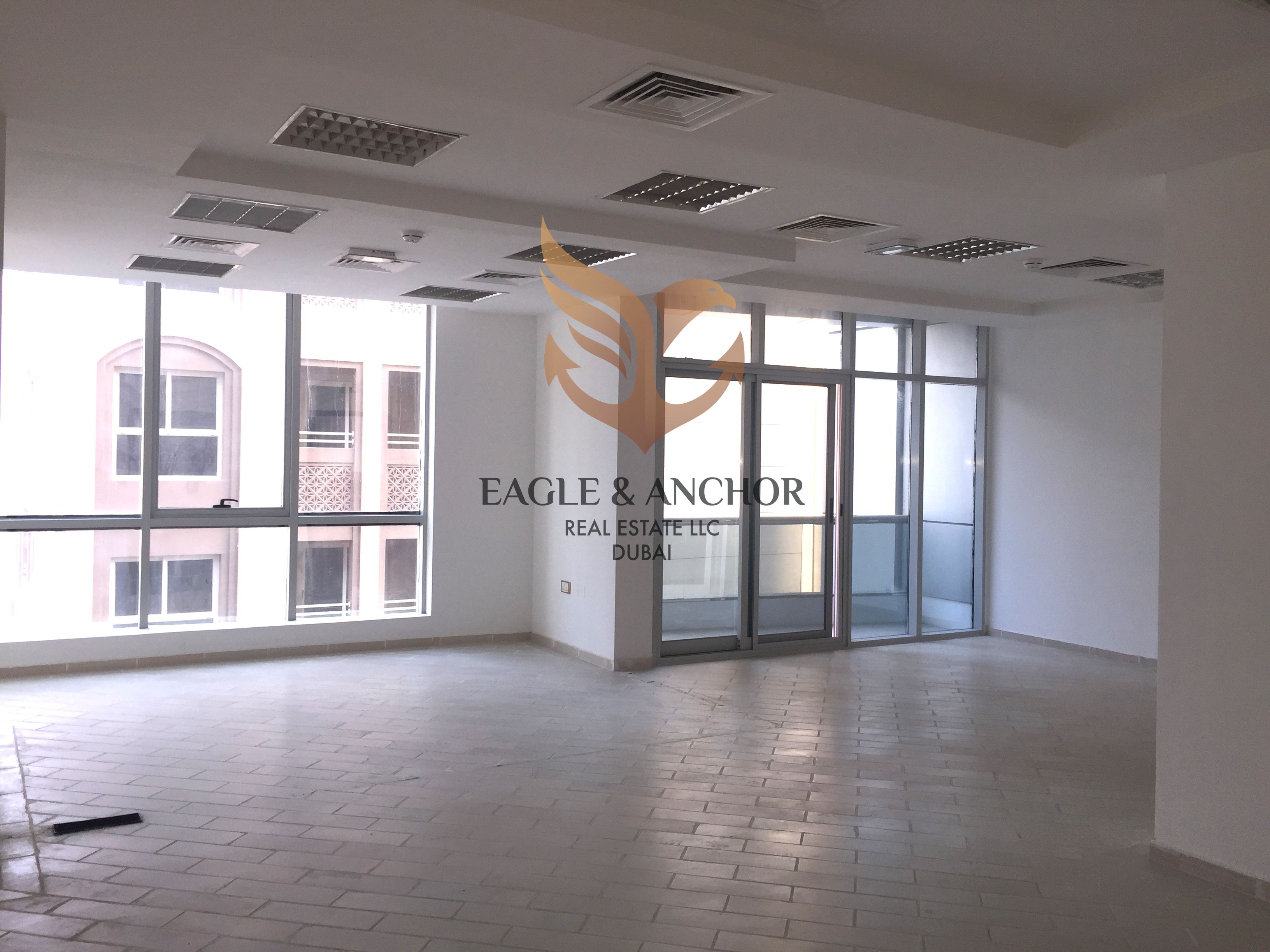 Modern fitted office Workspace Near MOE Metro station.