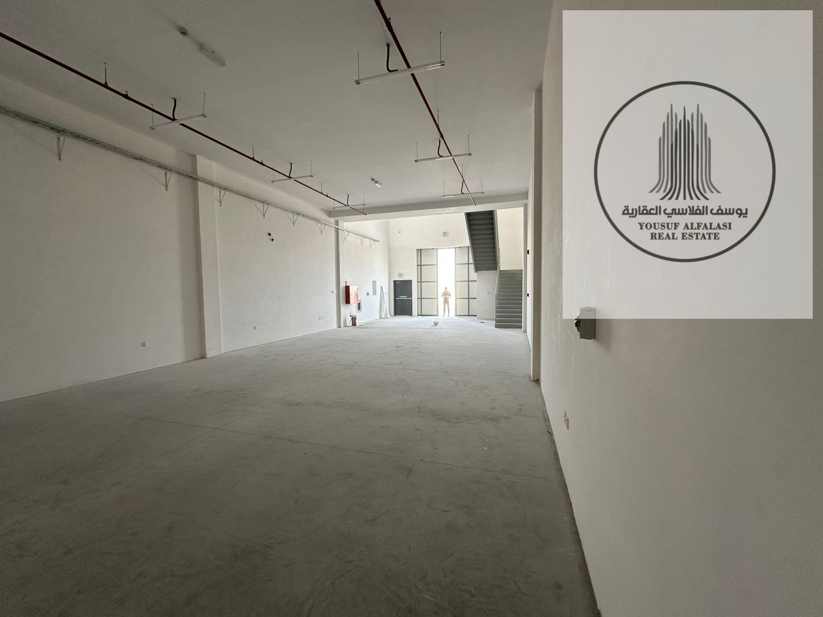 62 KW, READY-TO-USE WAREHOUSE, G+M, PRACTICAL DESIGN, SUITABLE FOR ALL ACTIVITIES