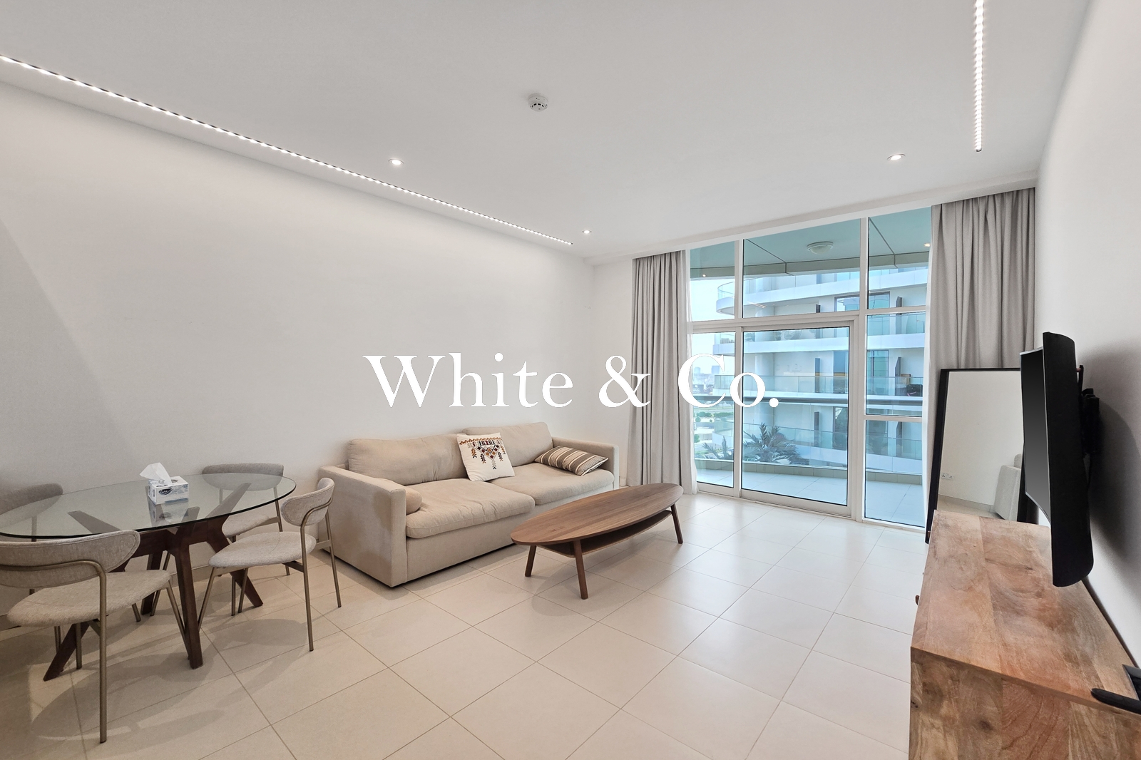 RENTED 6% NET ROI | UPGRADED | FURNISHED