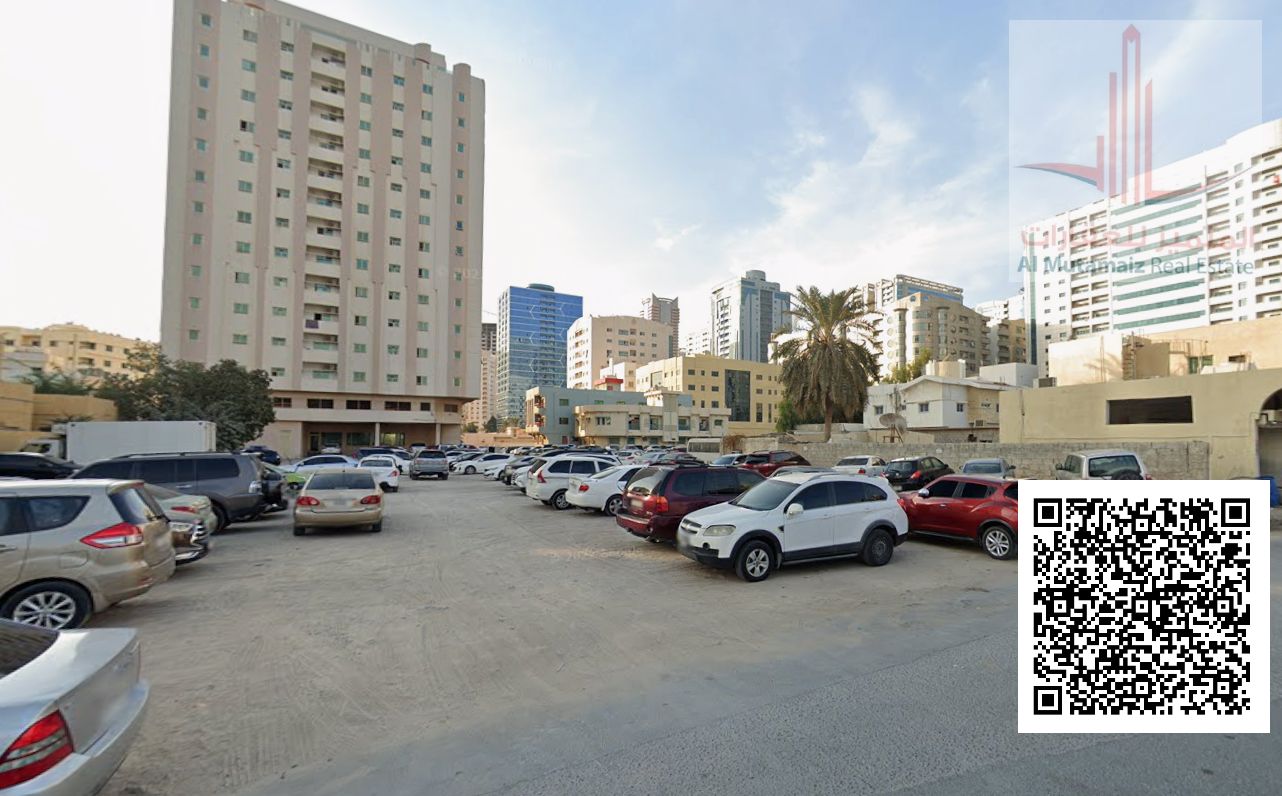 commercial/naimia3/g+6/street,corner/near muradmll