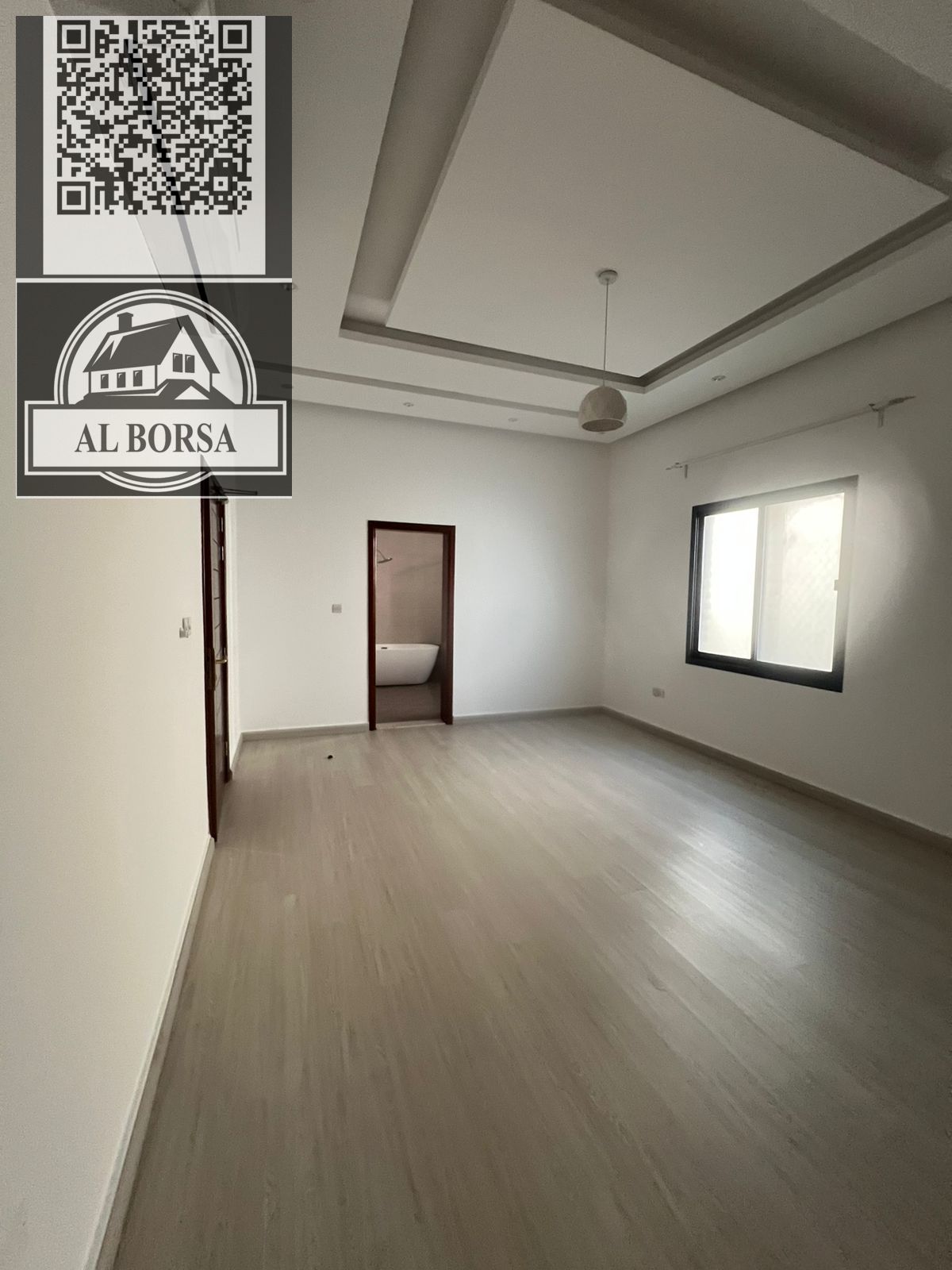 Villa for rent in Ajman Al Yasmeen on the corner of two streets, beautiful location, payment facilities