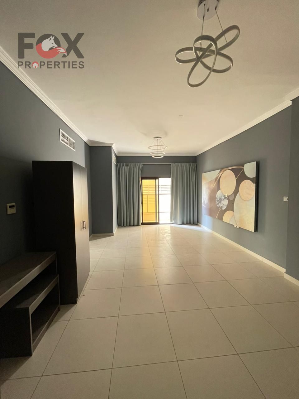 Prime location | Close to services | Balcony | Excellent open view | Central air conditioning | Flexible payment options | Master bedroom