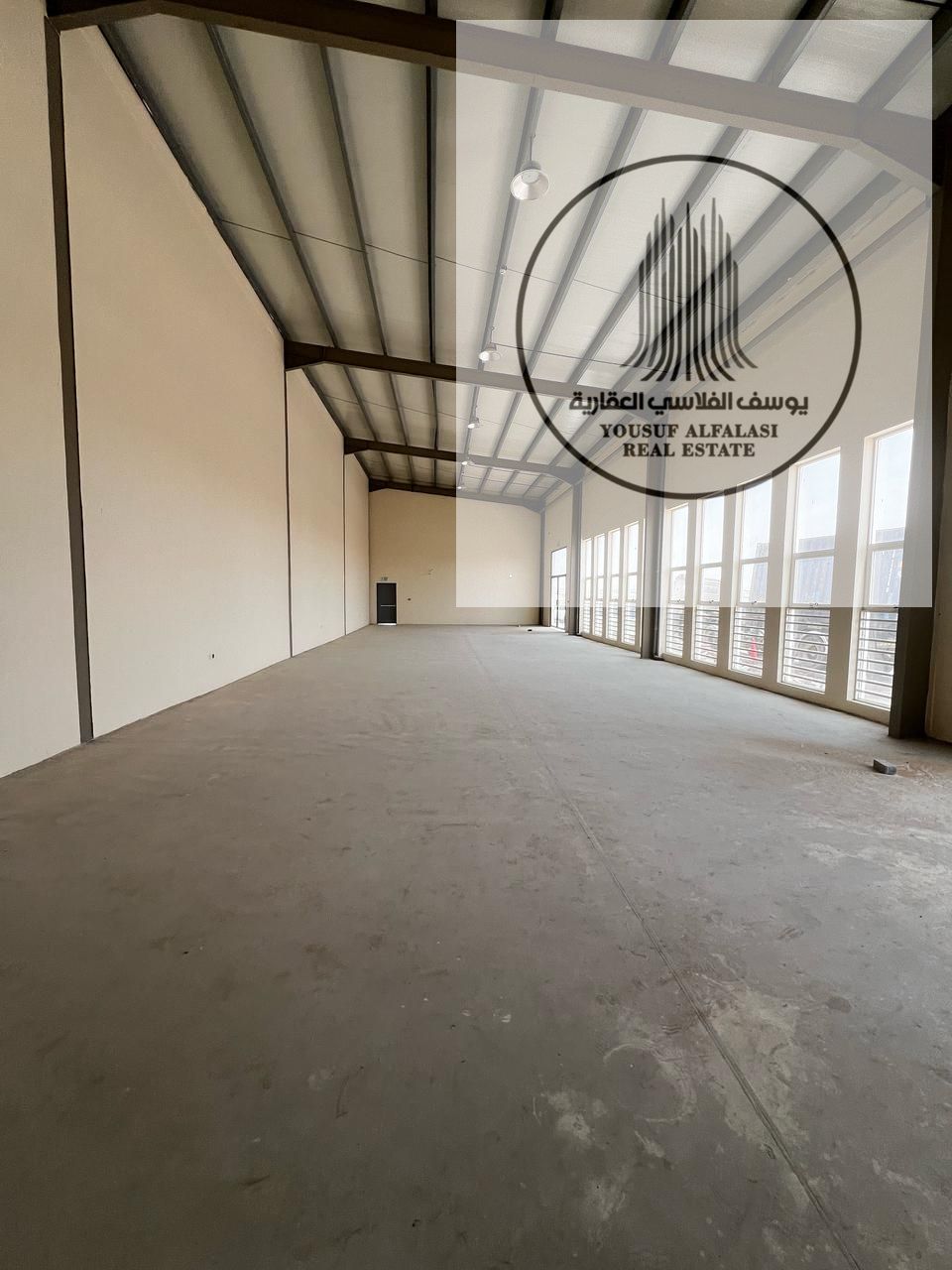 30 KW, Showroom, Ready Now, Multiple Spaces for Various Business Activities