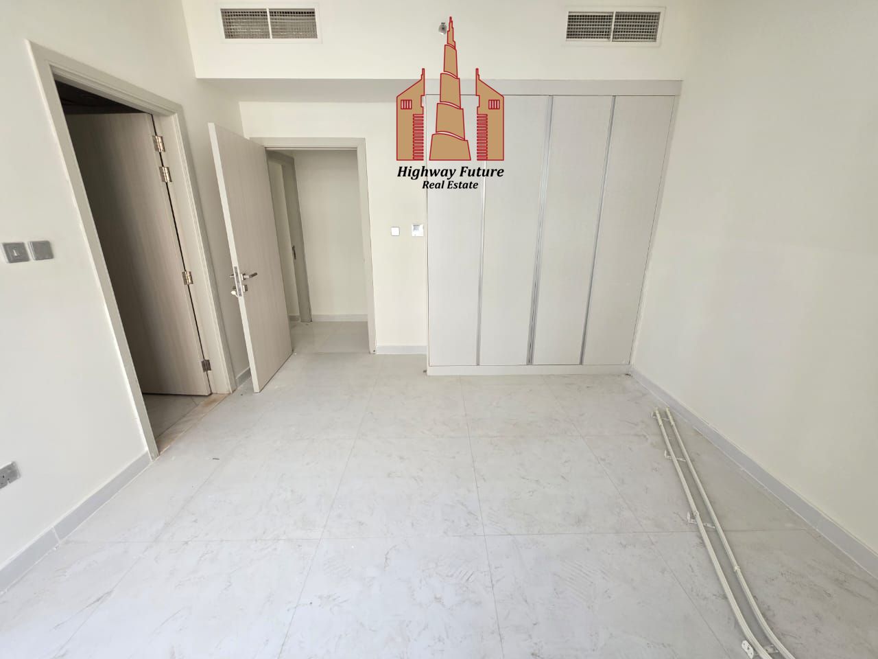 Like New Spacious 2BHK Apartment With Store Room Balcony Only 68k