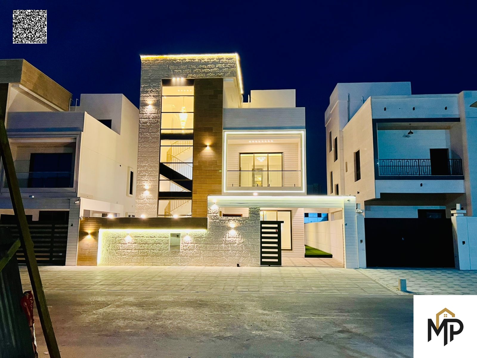 A very luxurious villa with personalized finishing in one of Ajman's most prestigious areas. Freehold ownership is available to all nationalities.