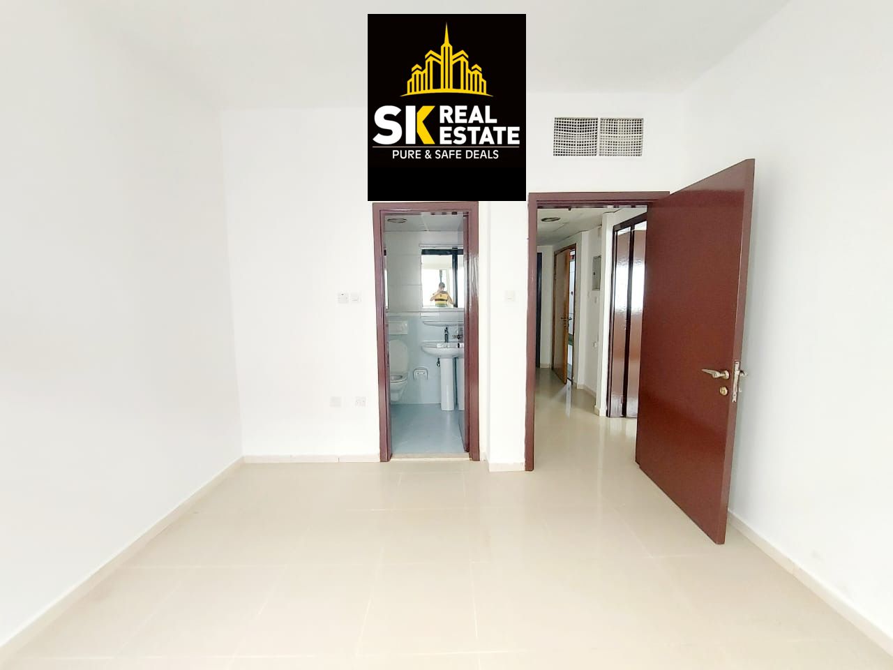 OFFER 1BHK RENT ONLY 37K /. 2BATHROOMS /CLOSED HALL