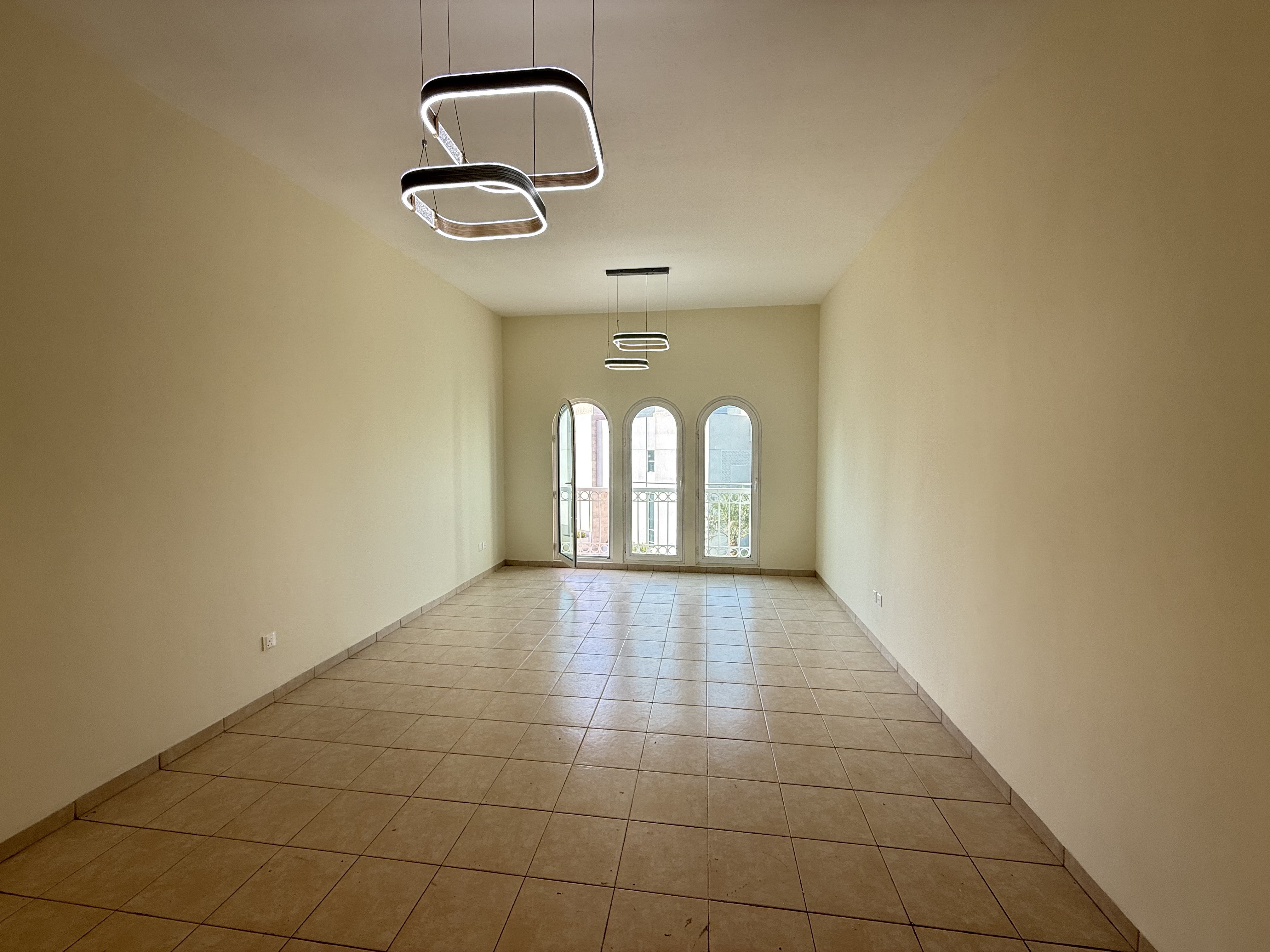 Investor Deal | Tenanted 1BR in Mogul Cluster, Discovery Gardens