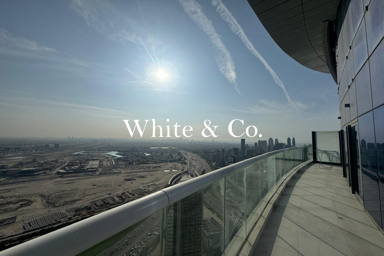 UNREAL VIEWS / HIGH FLOOR / FULLY FURNISHED