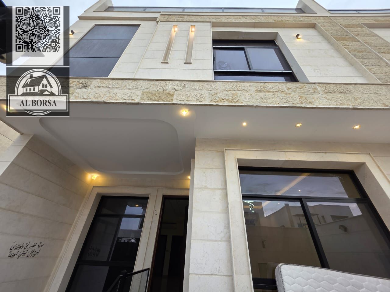 Townhouse for rent in Al Zahia, 5 master bedrooms, living room and majlis with roof terrace