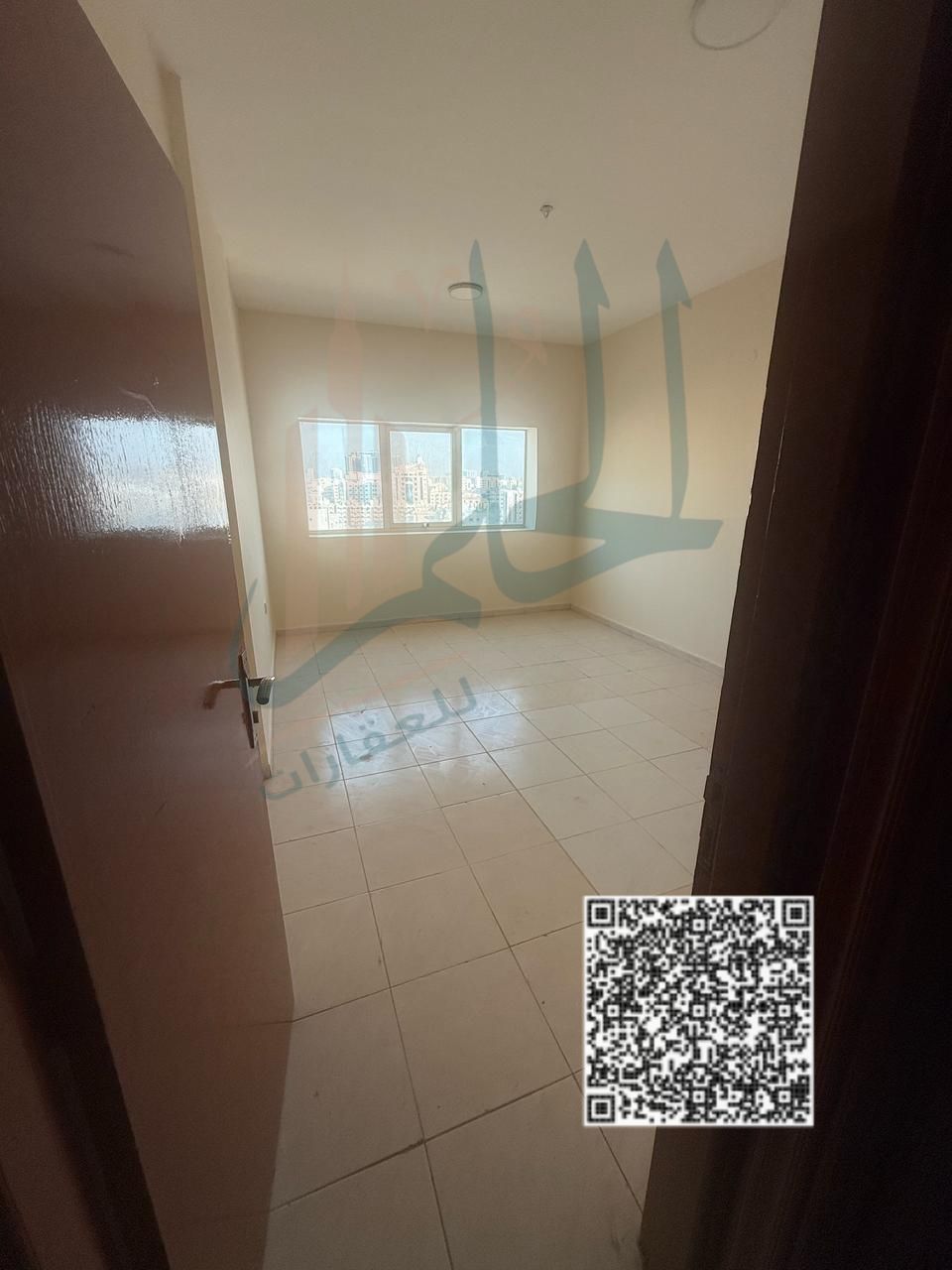 For Rent – Al Rumaila, Ajman Spacious and well-maintained 2-bedroom apartment with a living room,