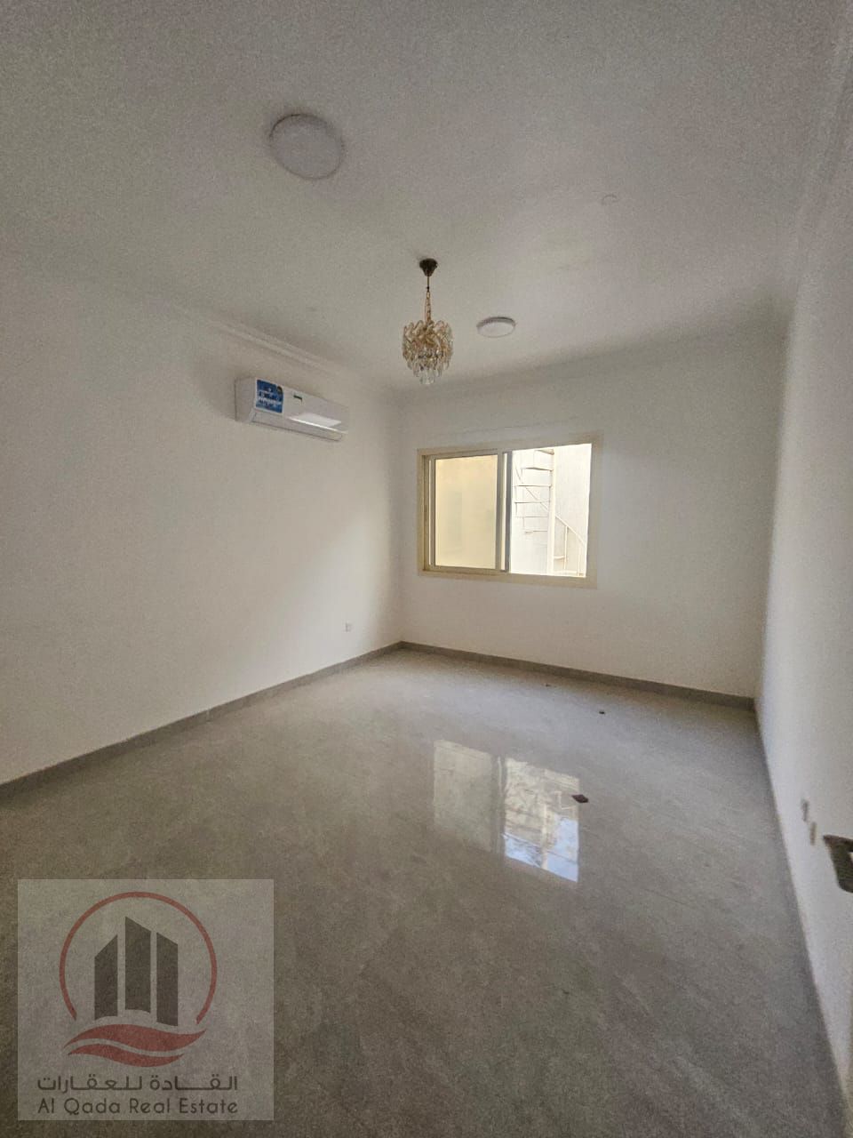 Distinctive villa for rent in Al Zahia, 5 rooms, electricity, citizen