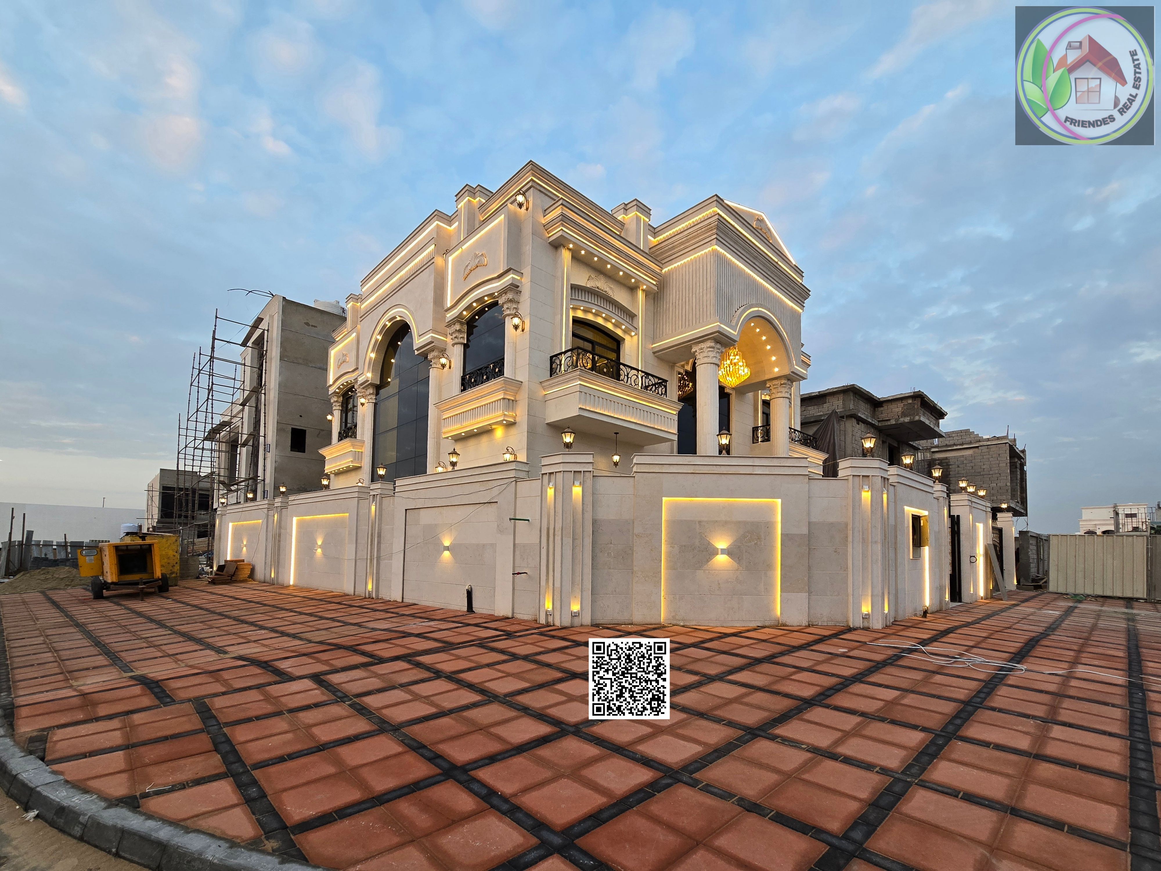 Stone villa, fully registered, electricity, water, central air conditioning, freehold ownership, opposite the mosque and services.