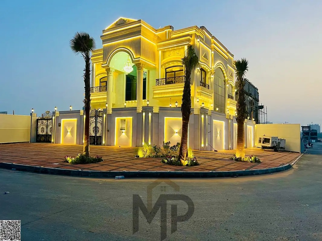 Your chance to own a ready-to-move-in corner villa in Al-Haliou – luxury and privacy in a prime location!