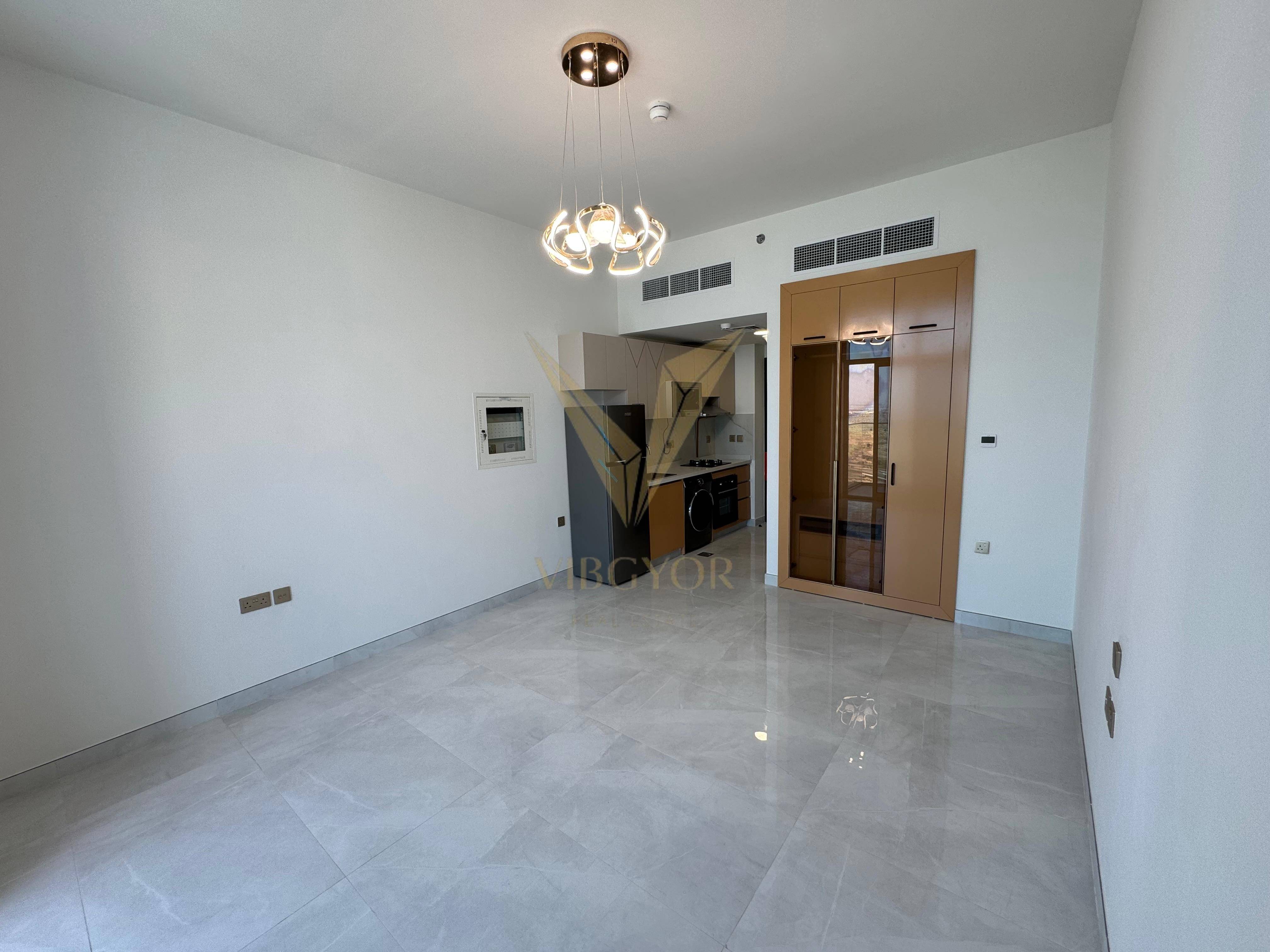 Premium High-Floor Studio | Miracle Garden View
