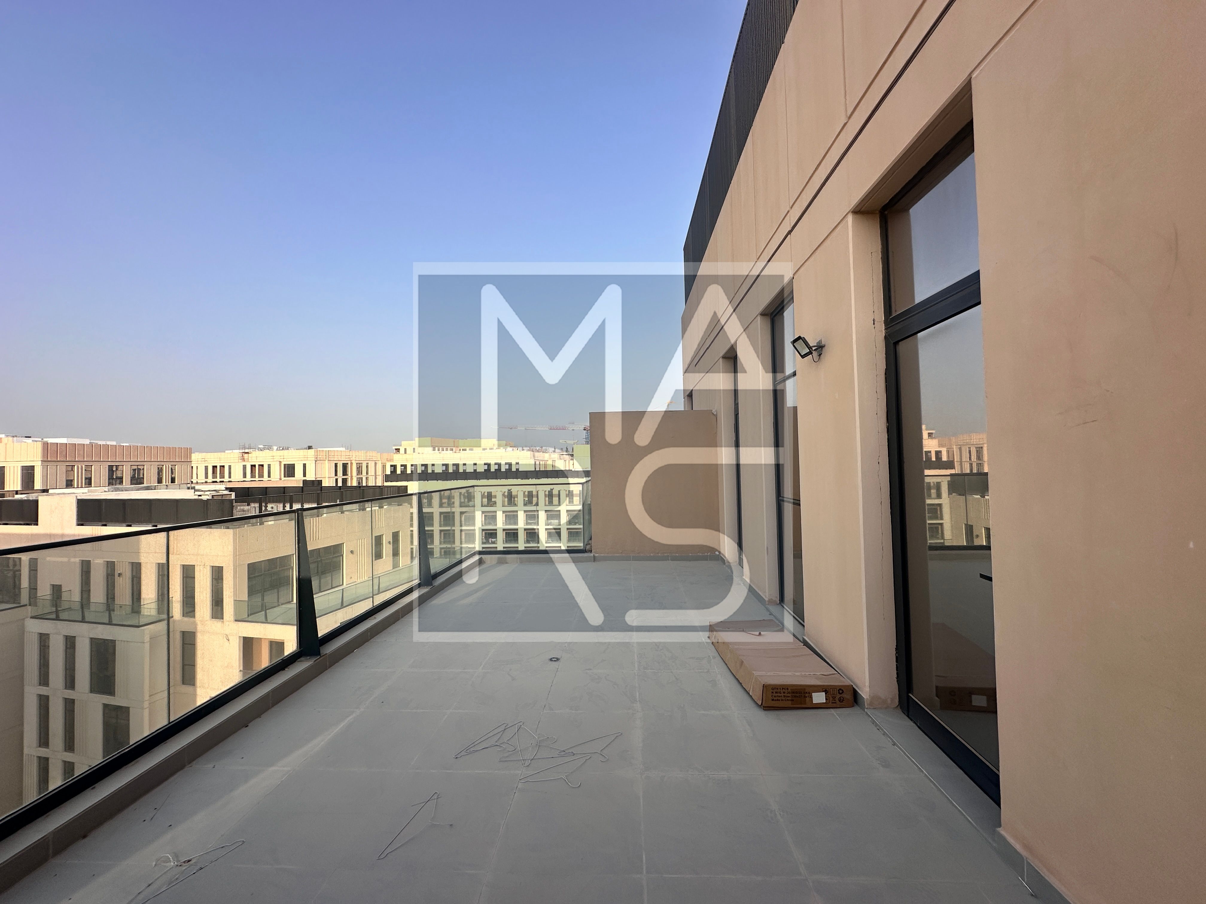HOT OFFER | CORNER UNIT | 2BATHROOMS | VACANT | WITH TARRAC