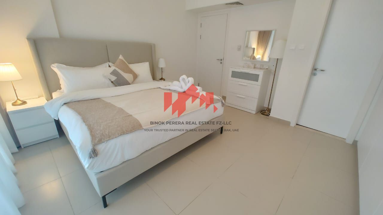 Partial Sea View One Bedroom Apartment