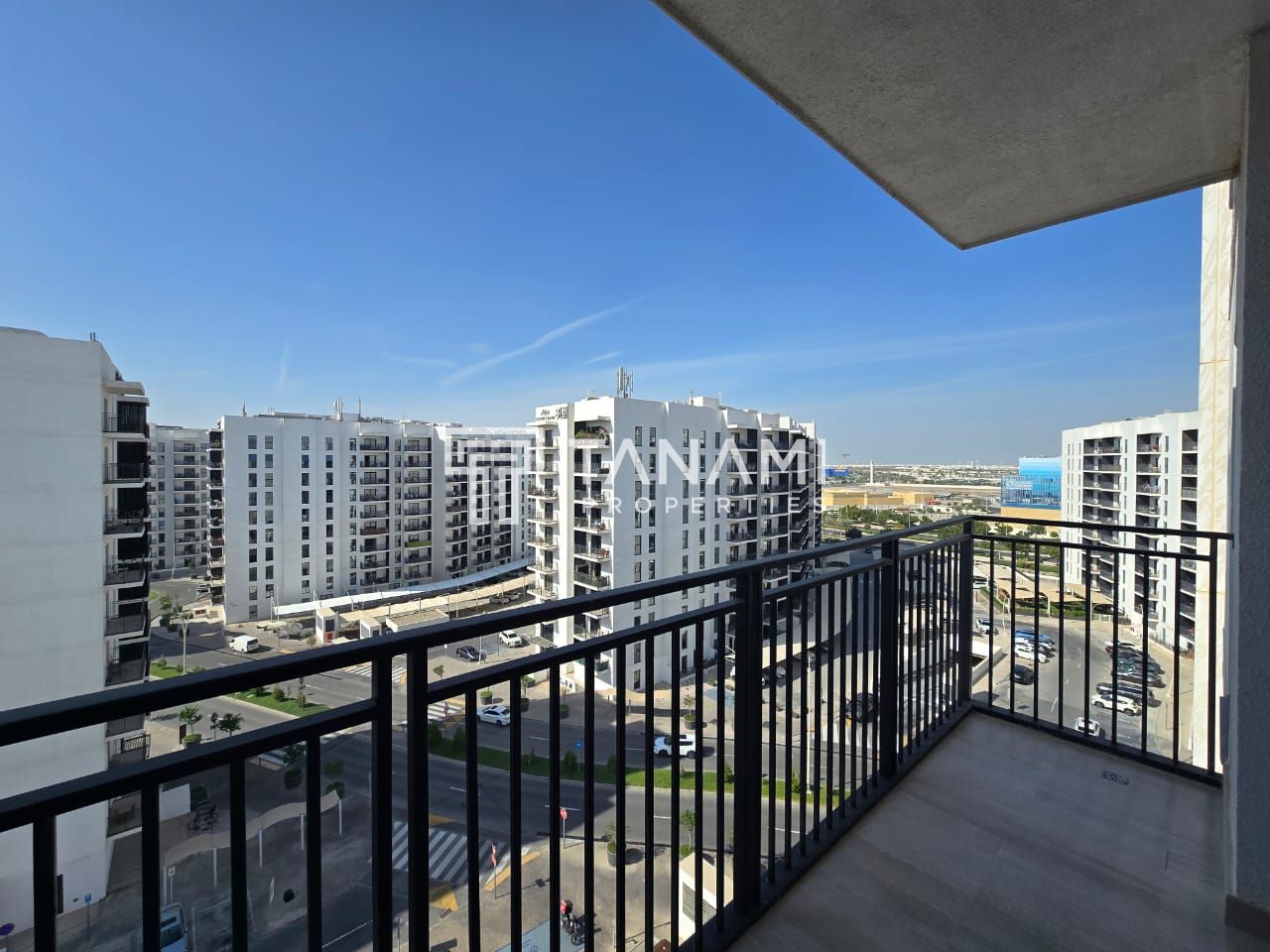 High Floor Well Maintained High ROI Prime Area