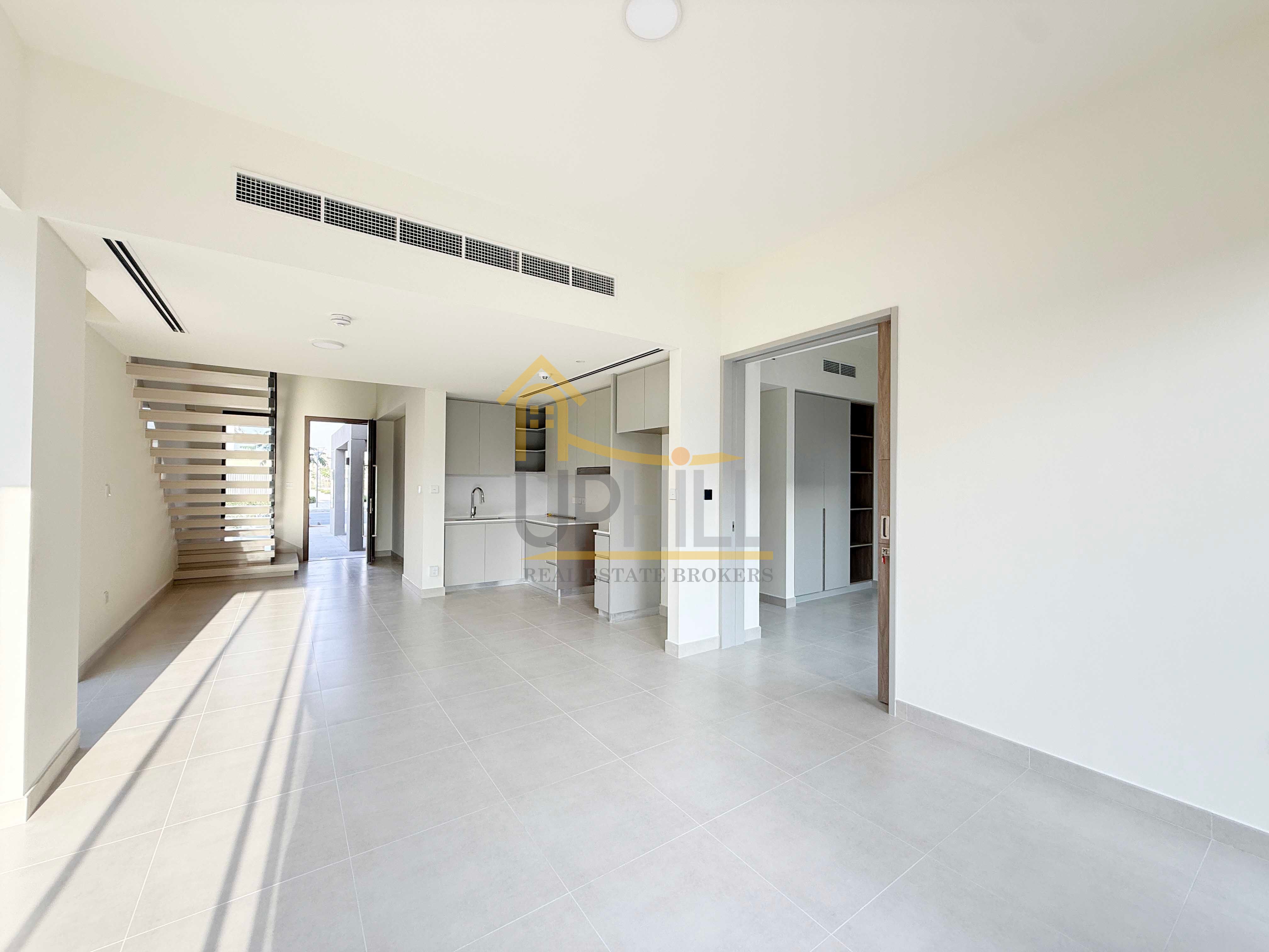 Brand New - Bright 4 Beds TH Ready Now
