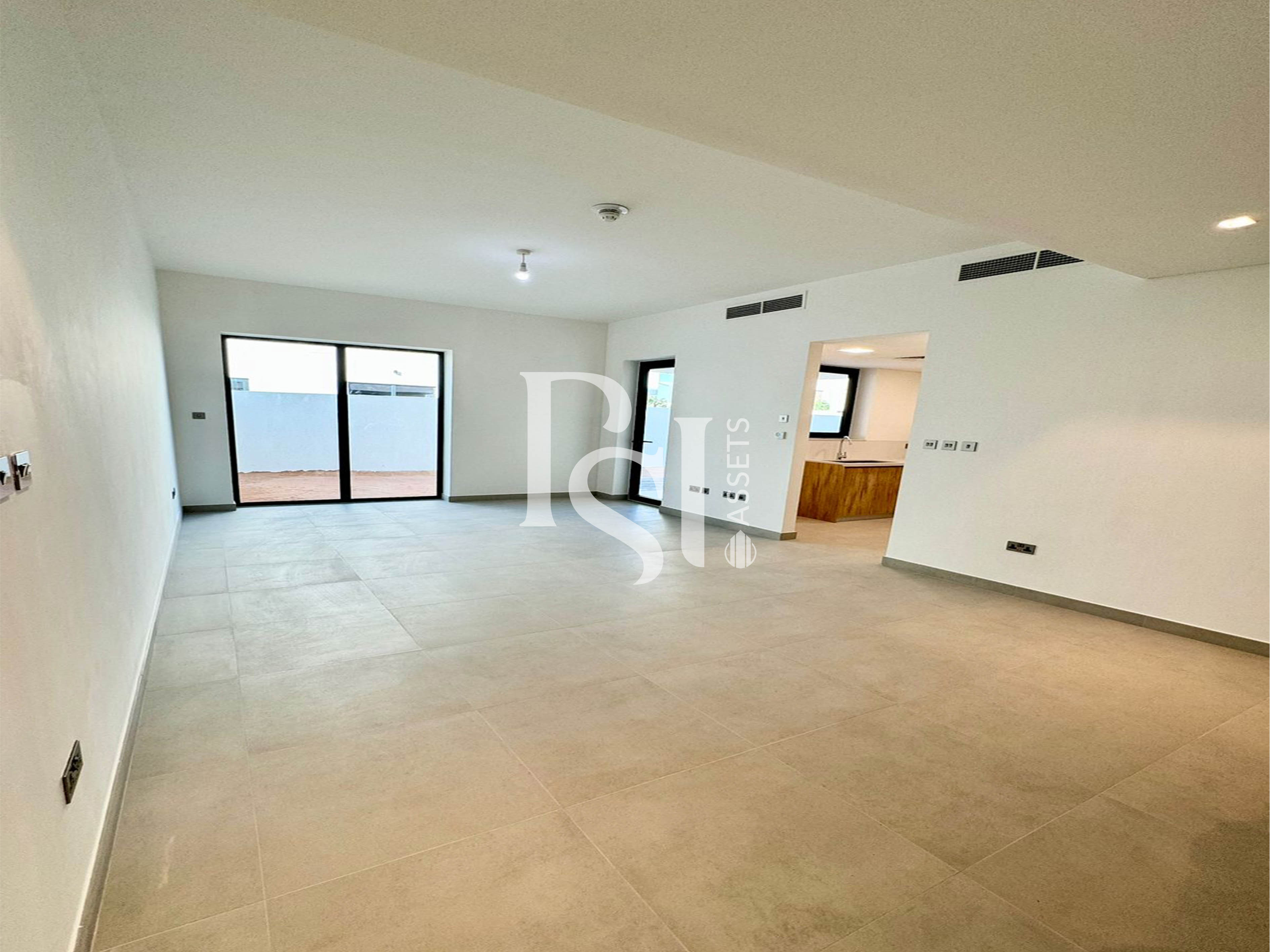 3BR + Maid | Luxurious Living | Next to Corner