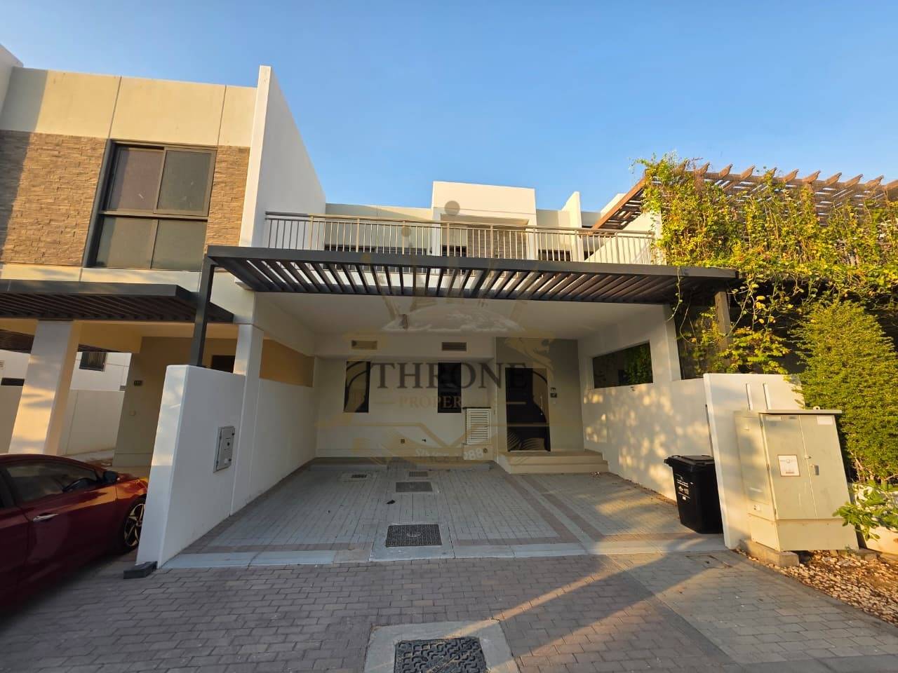 R2-MB|LARGE BALCONY|HUGE GARDEN|READY TO MOVE