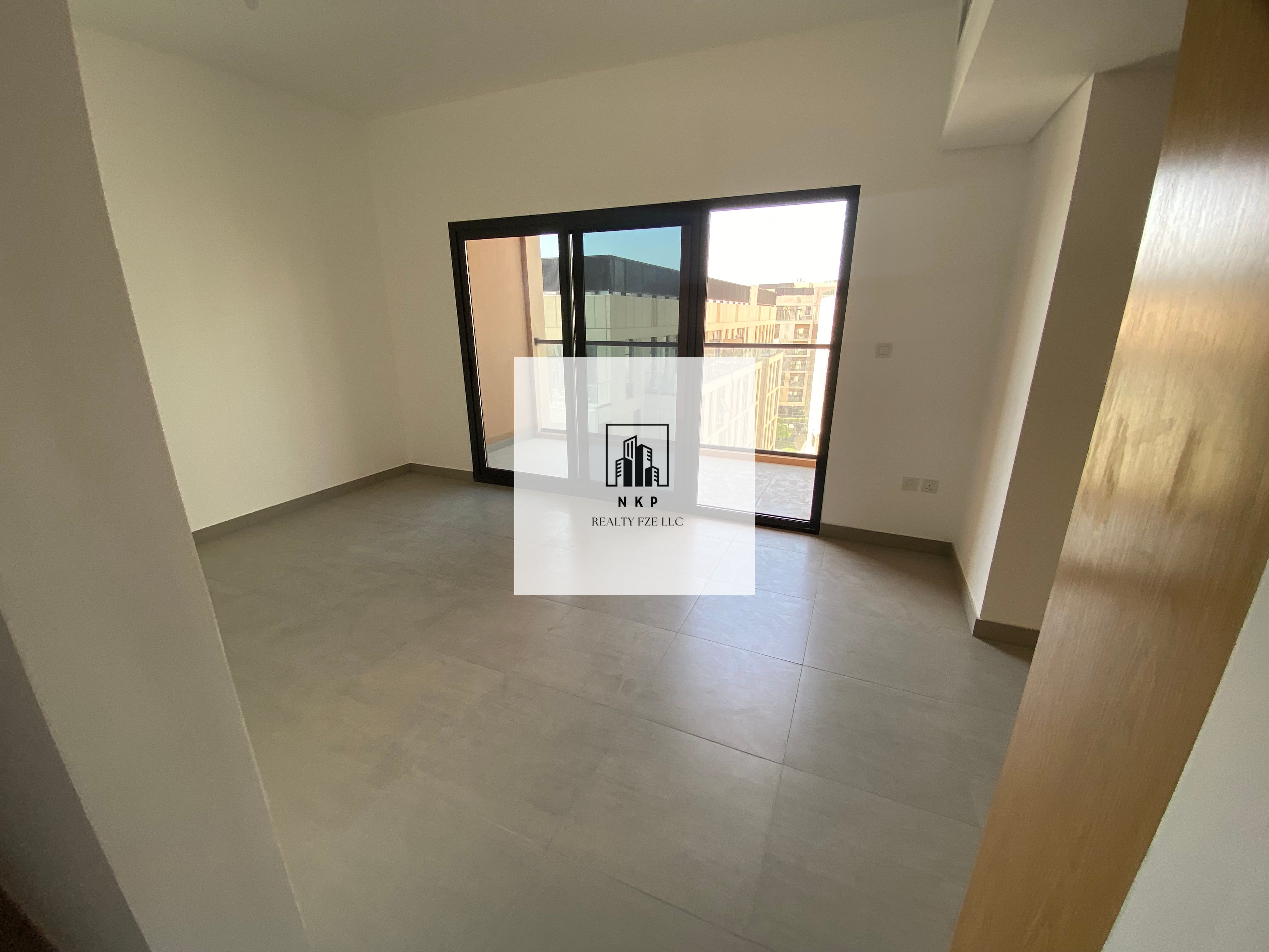 Specious luxury 2bedroom closed kitchen for rent in Al Mamsha