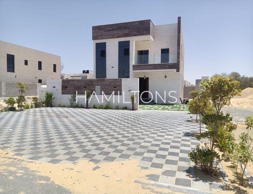 Address Hotels 5BR Villa in Sharjah, Hoshi