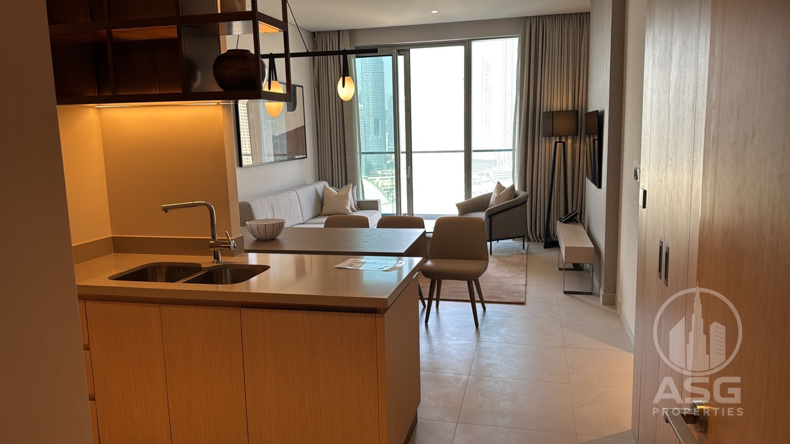 Burj Khalifa View / Furnished / Direct Mall Access