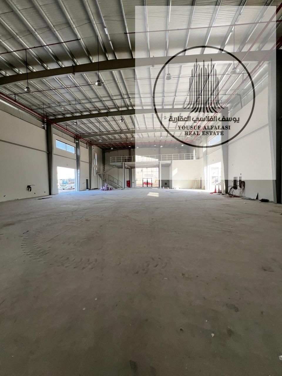 New warehouse ready for booking, 25,000 feet, 260 kilowatts of electricity.
