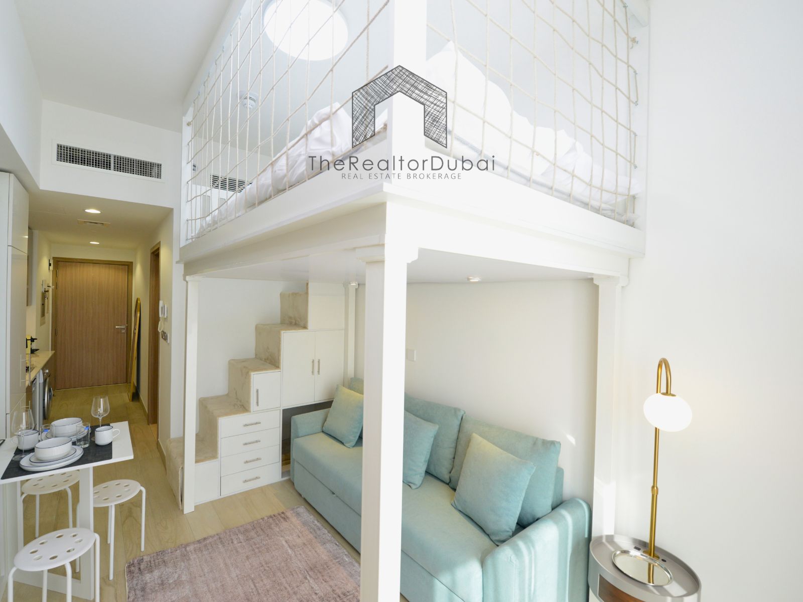 Highest Floor | Burj Khalifa views | Bright Unit