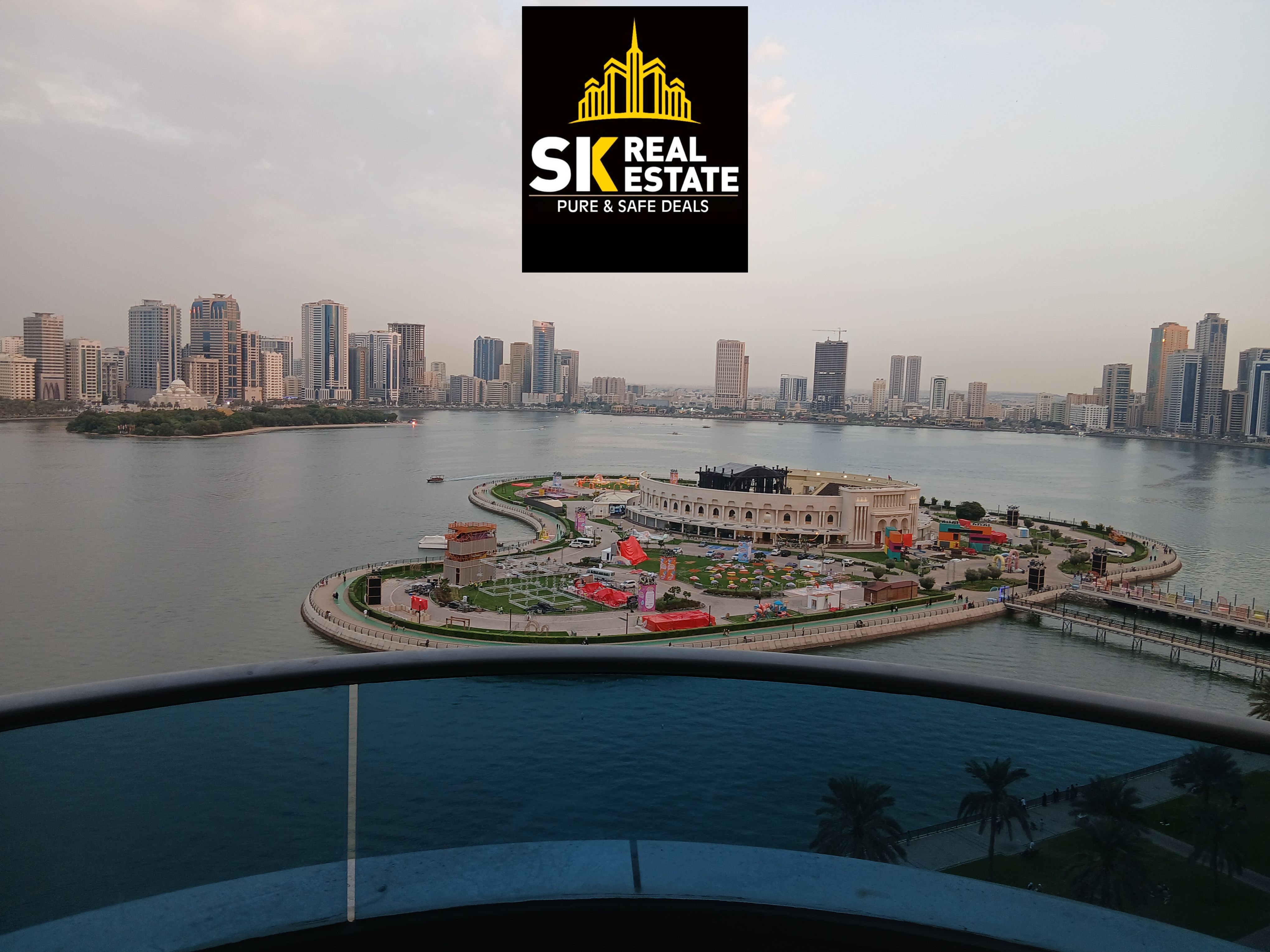 AC FREE SEA VIEW _ LUXURIOUS 3 BHK IN 160K IN 4 CHQS _ 2 MASTER ROOM _ 2 BALCONY _ PARKING FREE _ GYM SWIMMING POOL FREE