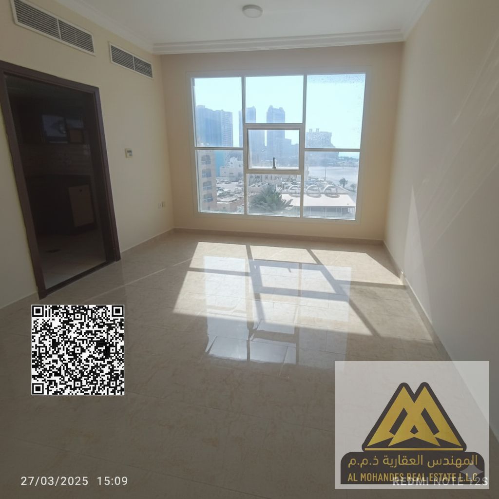 Luxury 1 bhk_Near Cornish_Large space_Available Now