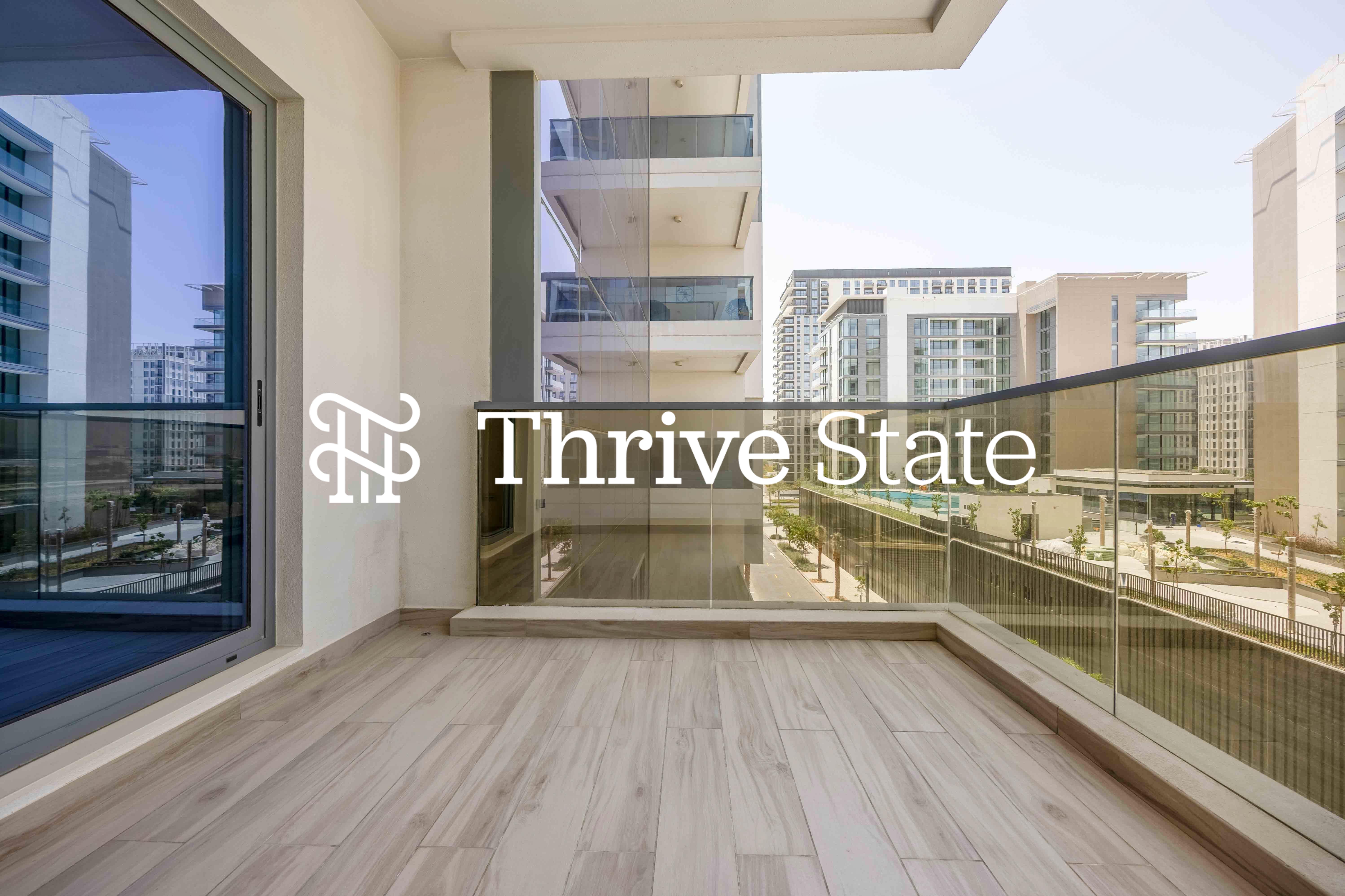 BURJ KHALIFA VIEW |LARGEST 1BR | BEST PRICE IN DHE