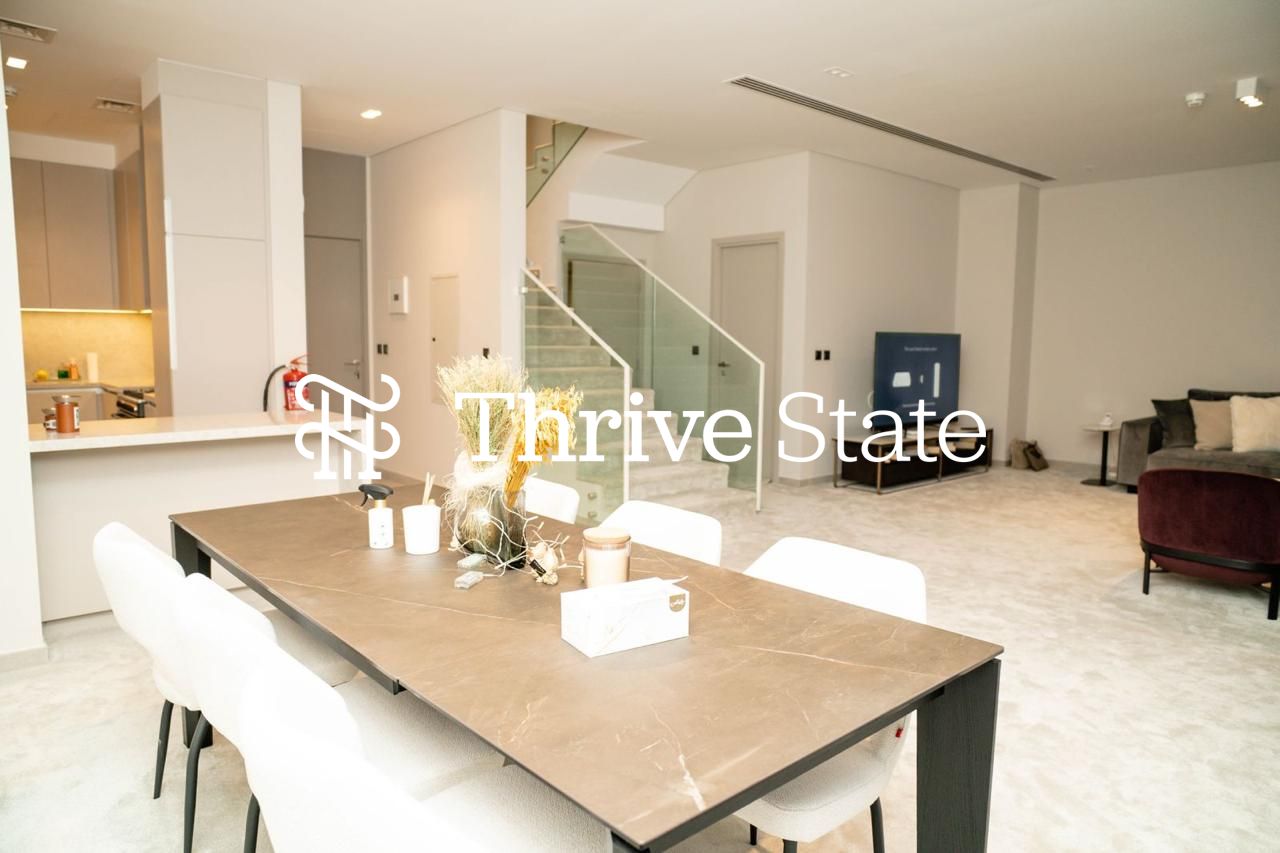 Corner Plot Villa | Near Pool | Furnished